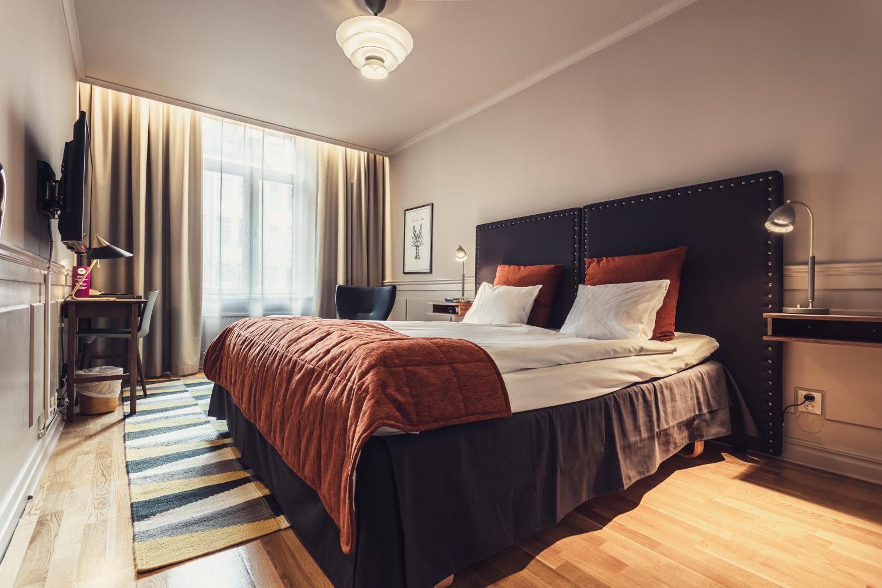 Standard Twin Room - Photo 6