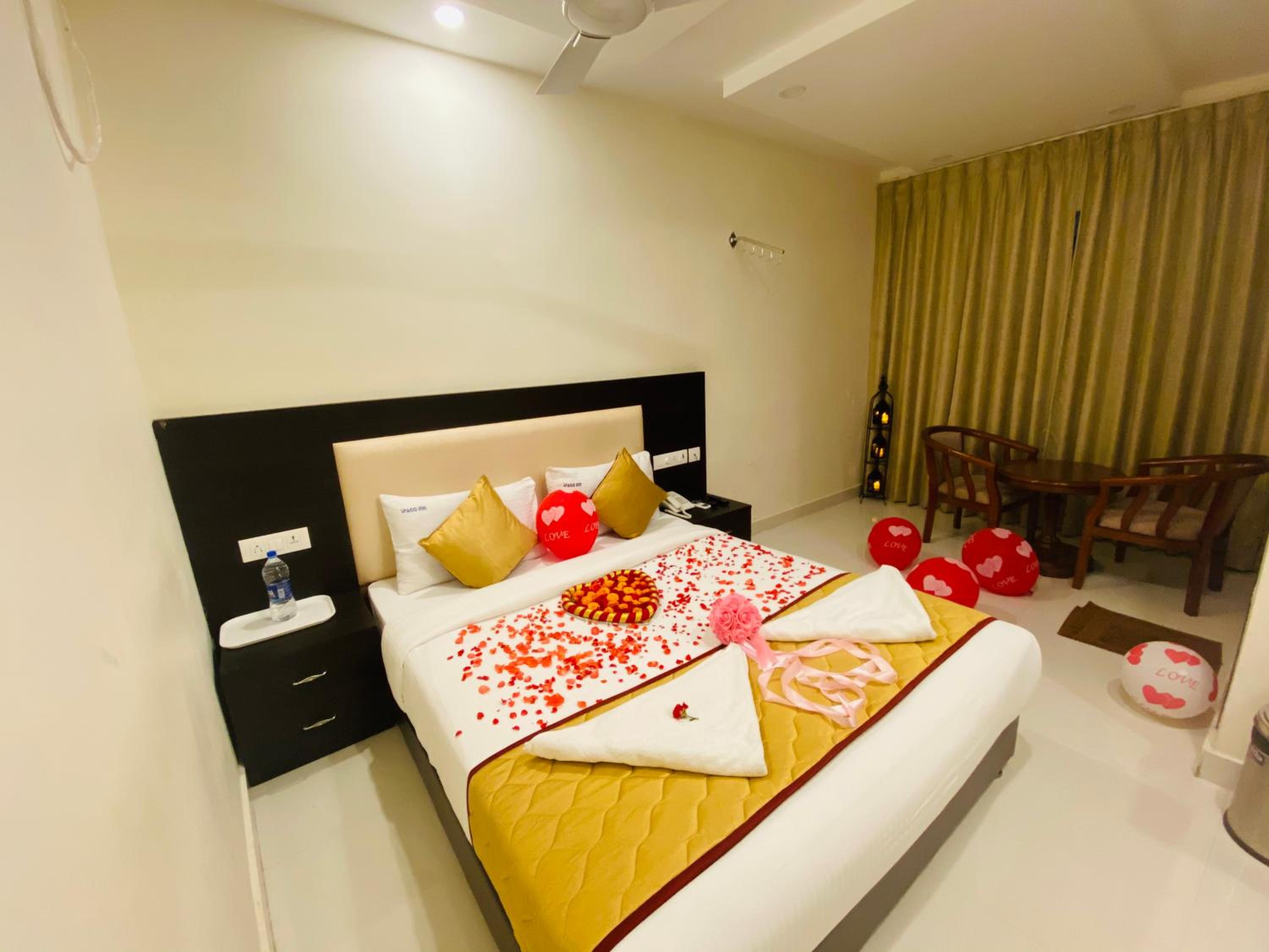 Deluxe Room - Photo 2