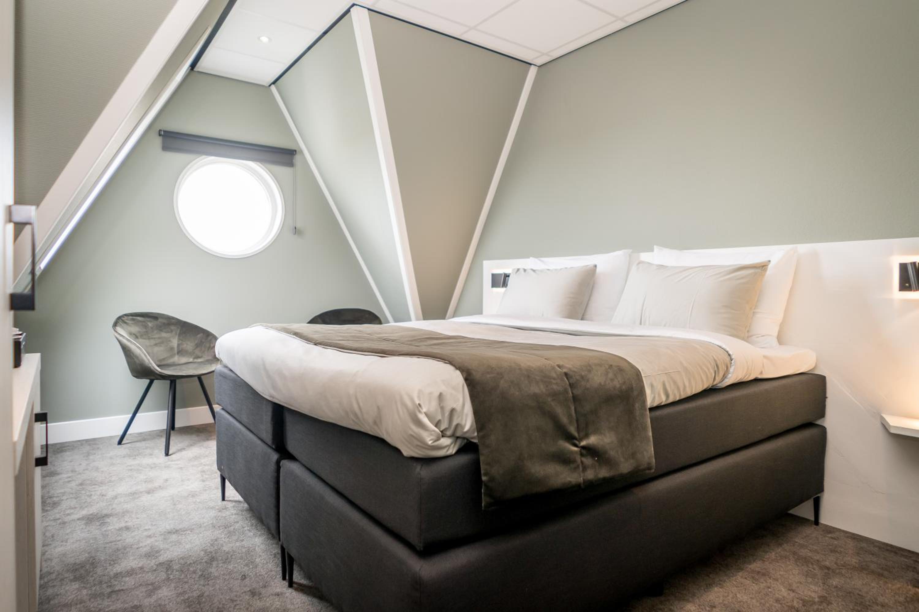 Comfort Room photo 2