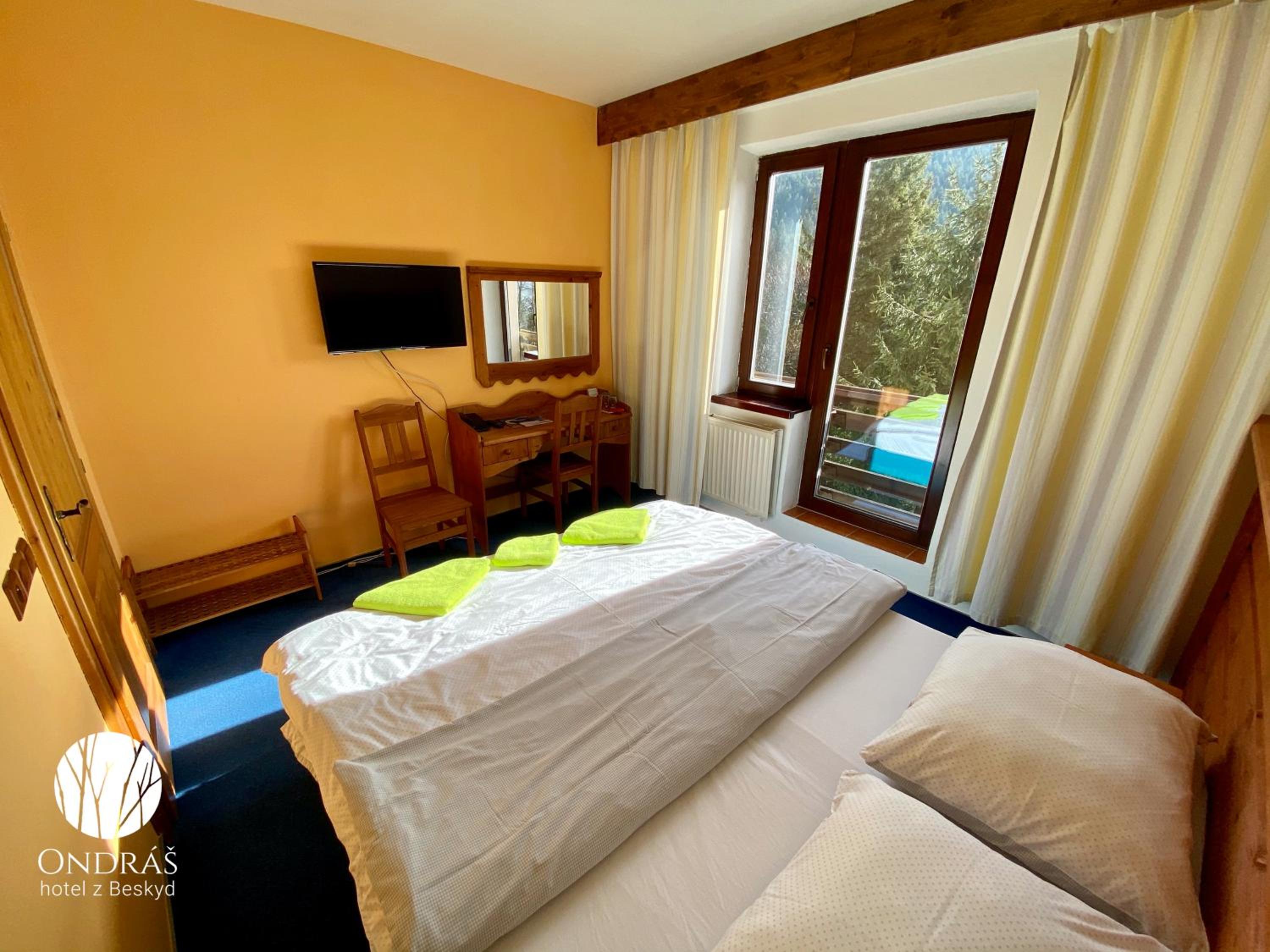 Standard Double Room - Photo 3