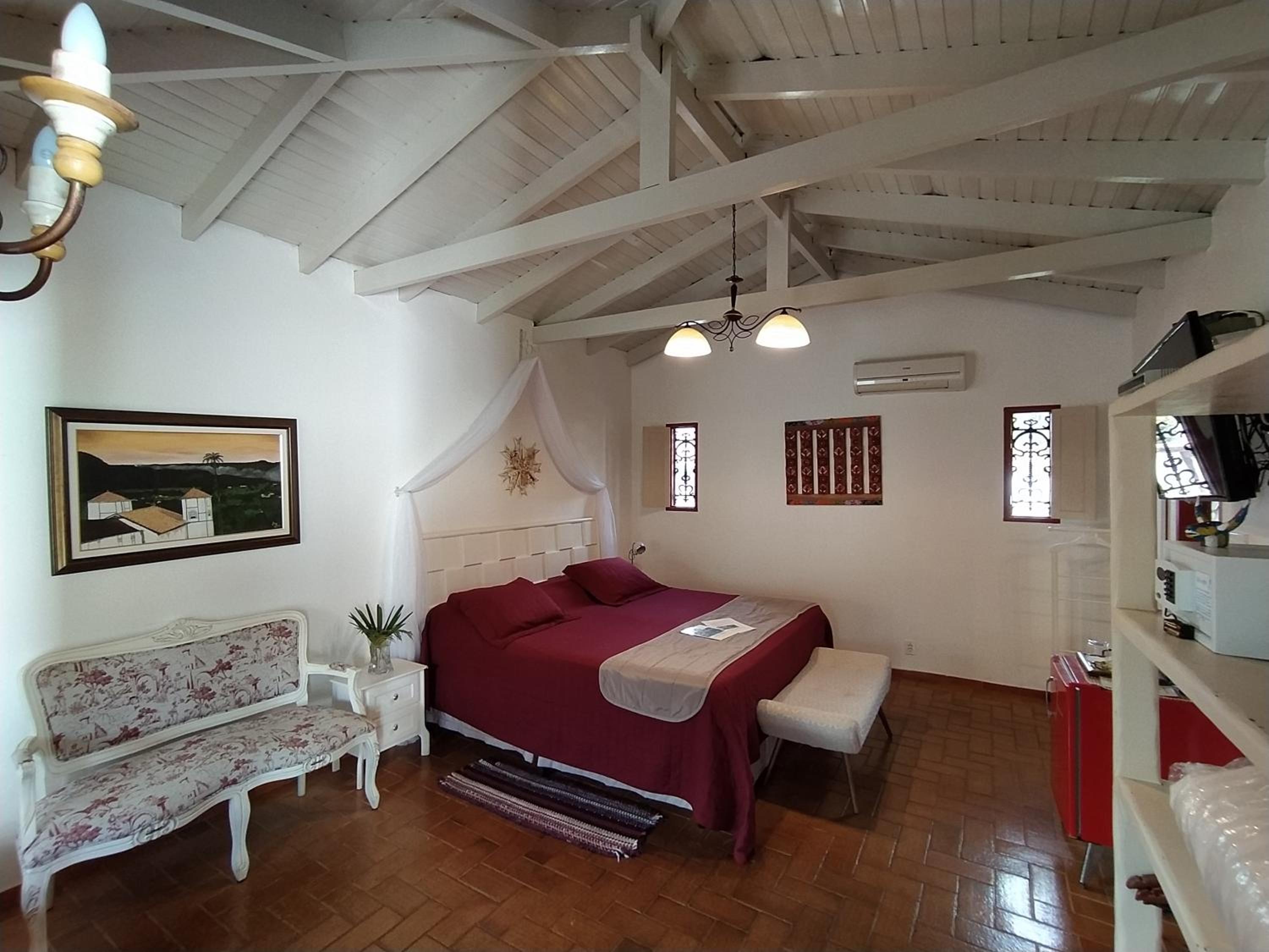 King Suite with Spa Bath photo 1