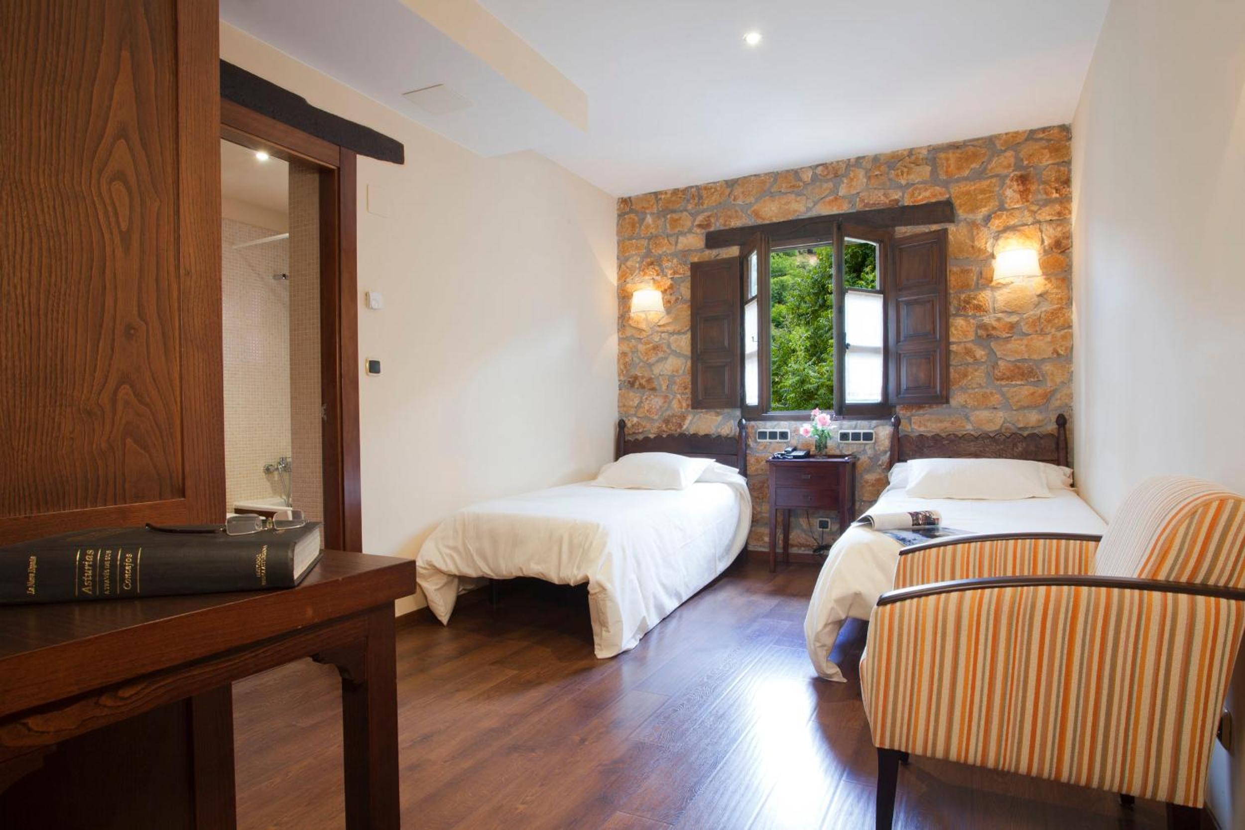 Habitación Doble o con Dos Camas