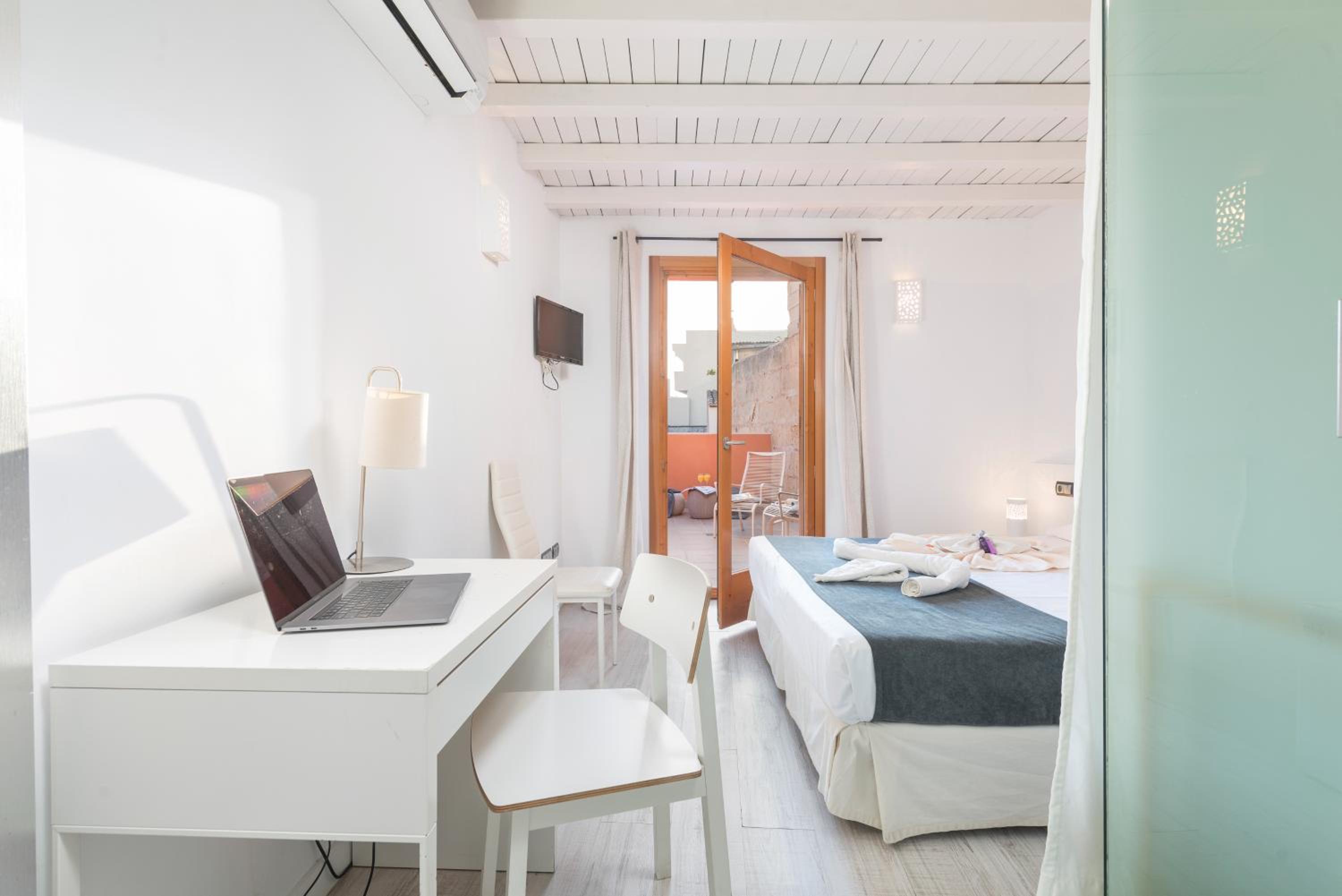 Superior Double Room - Photo 5