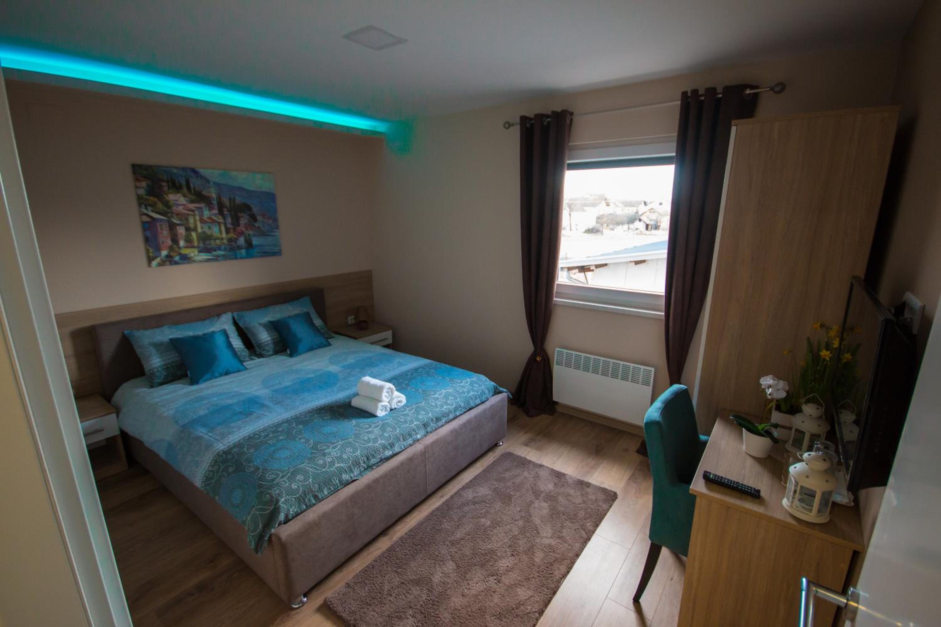 Double Room with Private Bathroom photo 1
