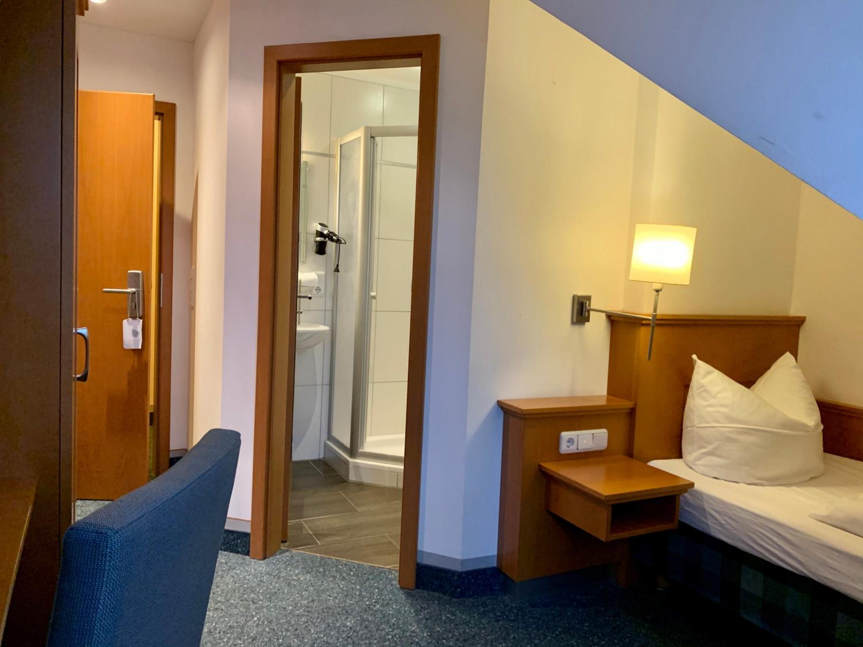 Single Room photo 1