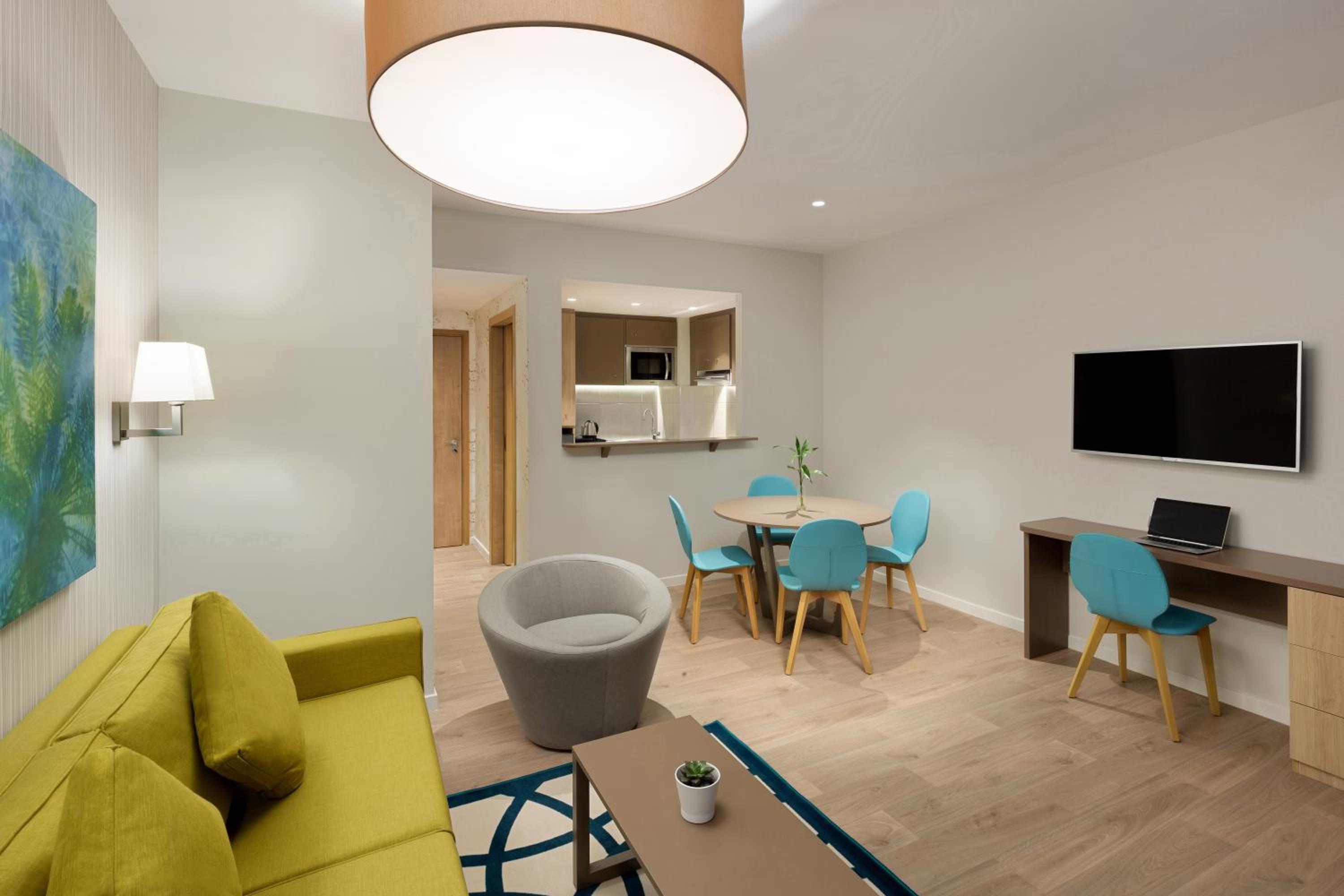 One-Bedroom Apartment - Photo 5