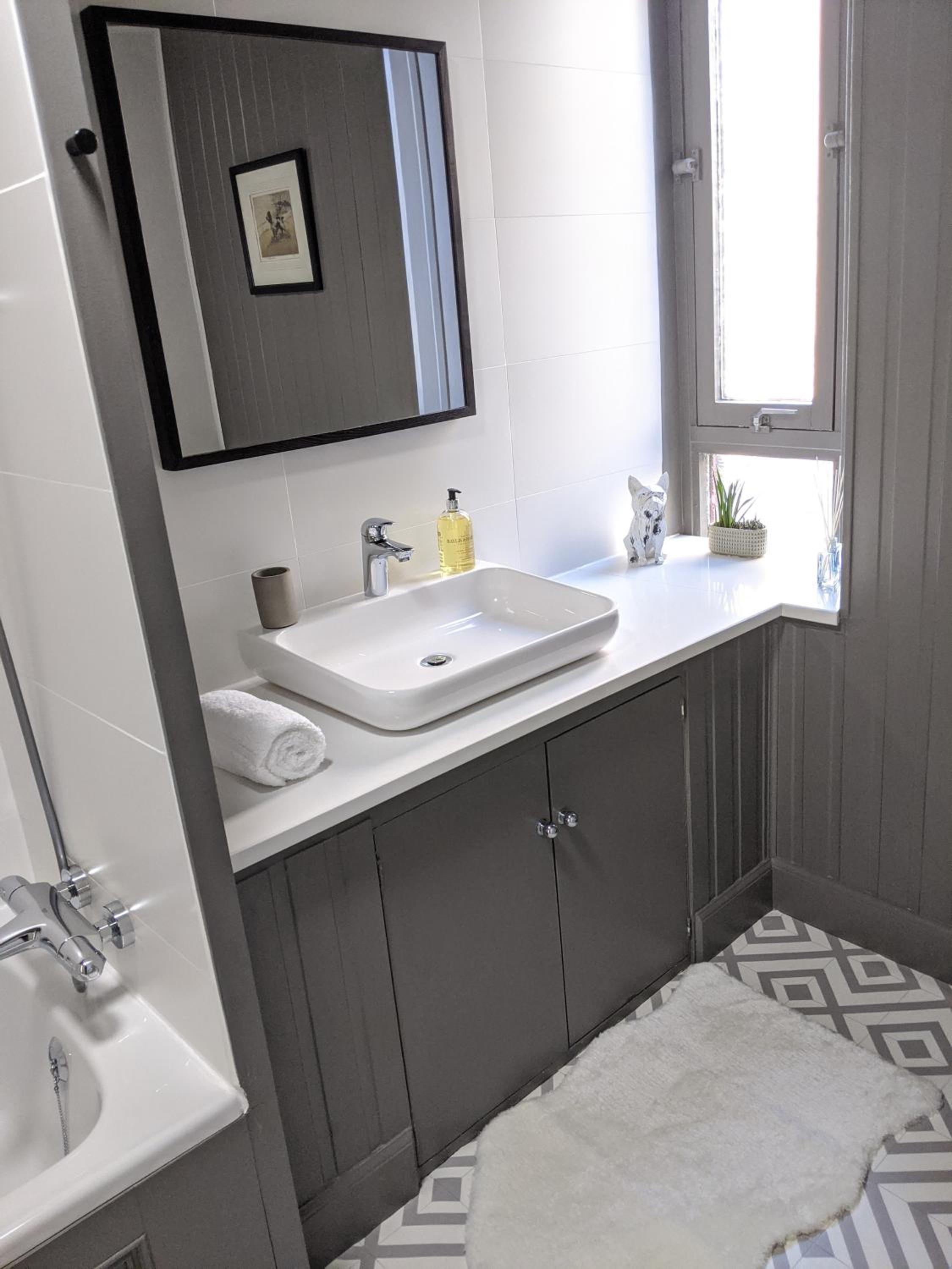 Two-Bedroom Apartment - Photo 12