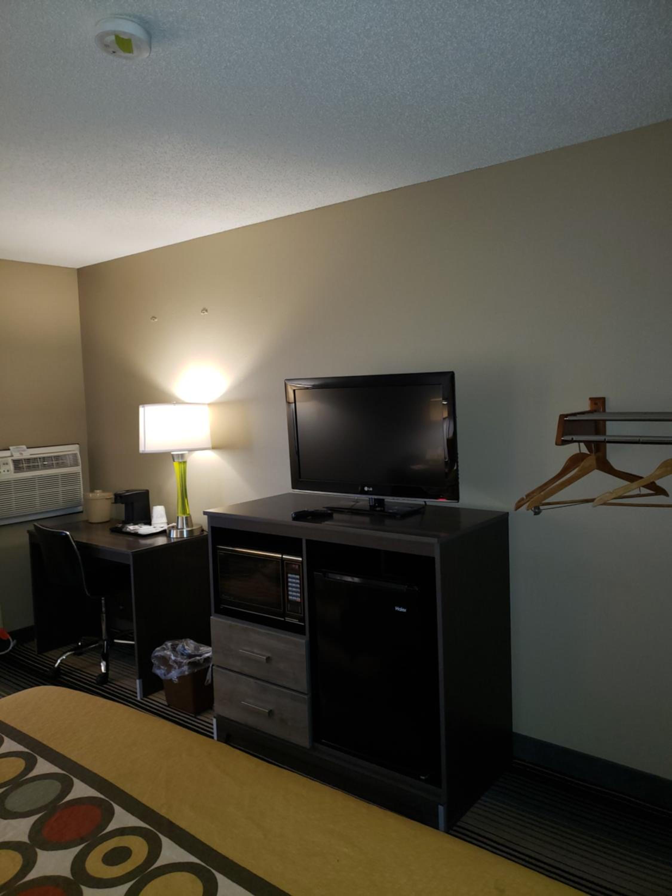 King Room - Mobility Access/Non-Smoking - Photo 1