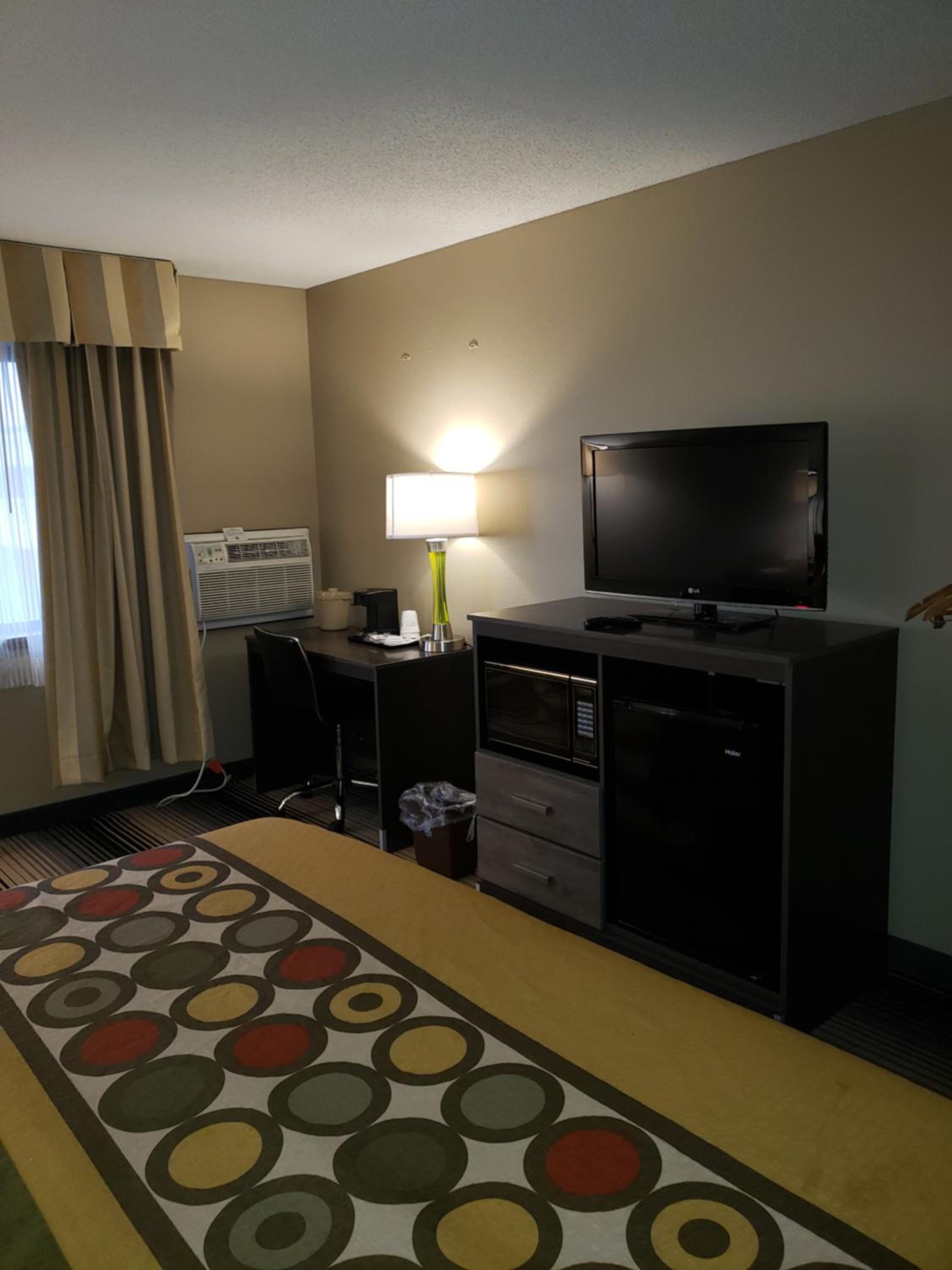 King Room - Mobility Access/Non-Smoking - Photo 2