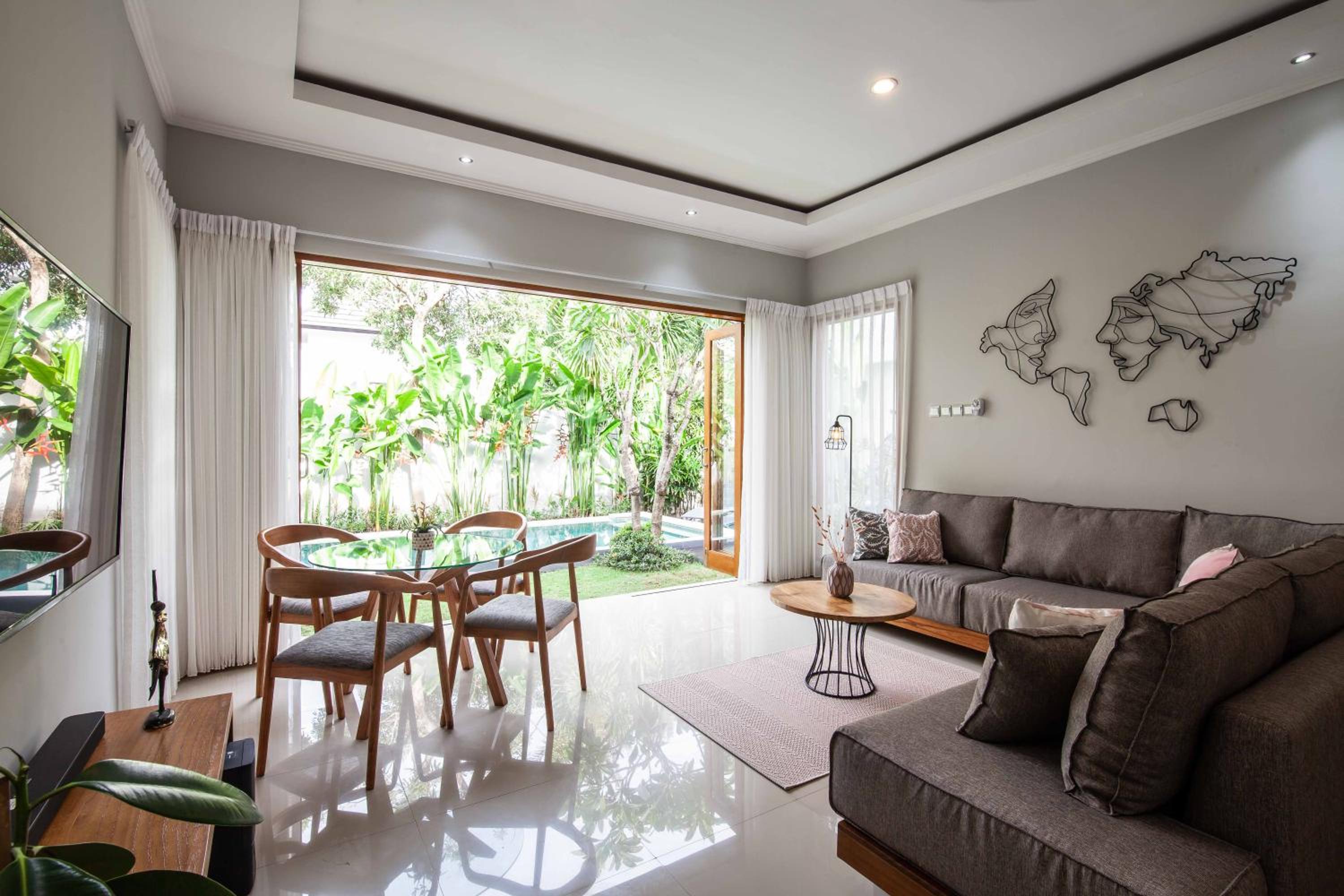Two-Bedroom Villa - Photo 22