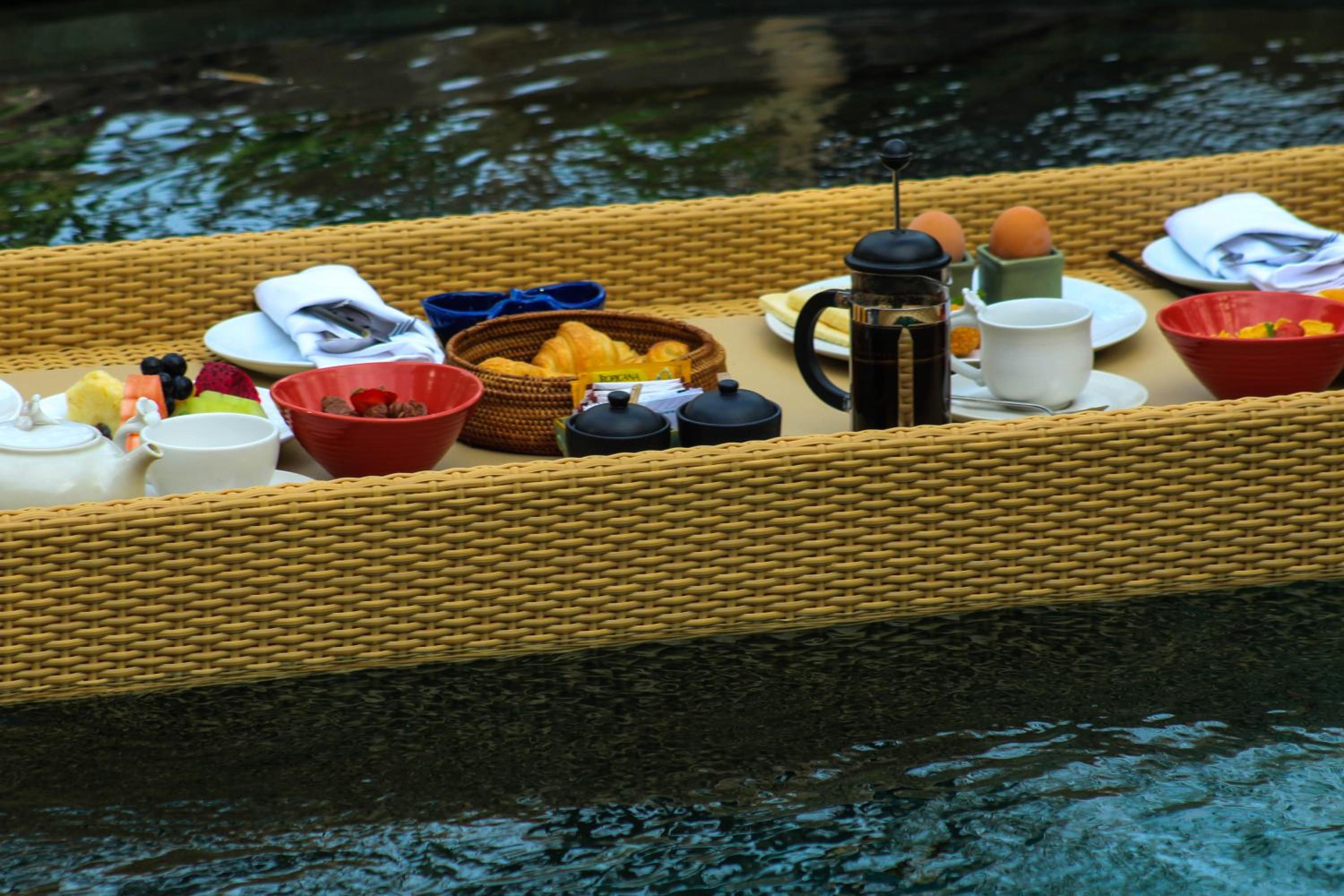 One-Bedroom Pool Villa with Garden View and Free Shuttle to Canggu - Photo 13