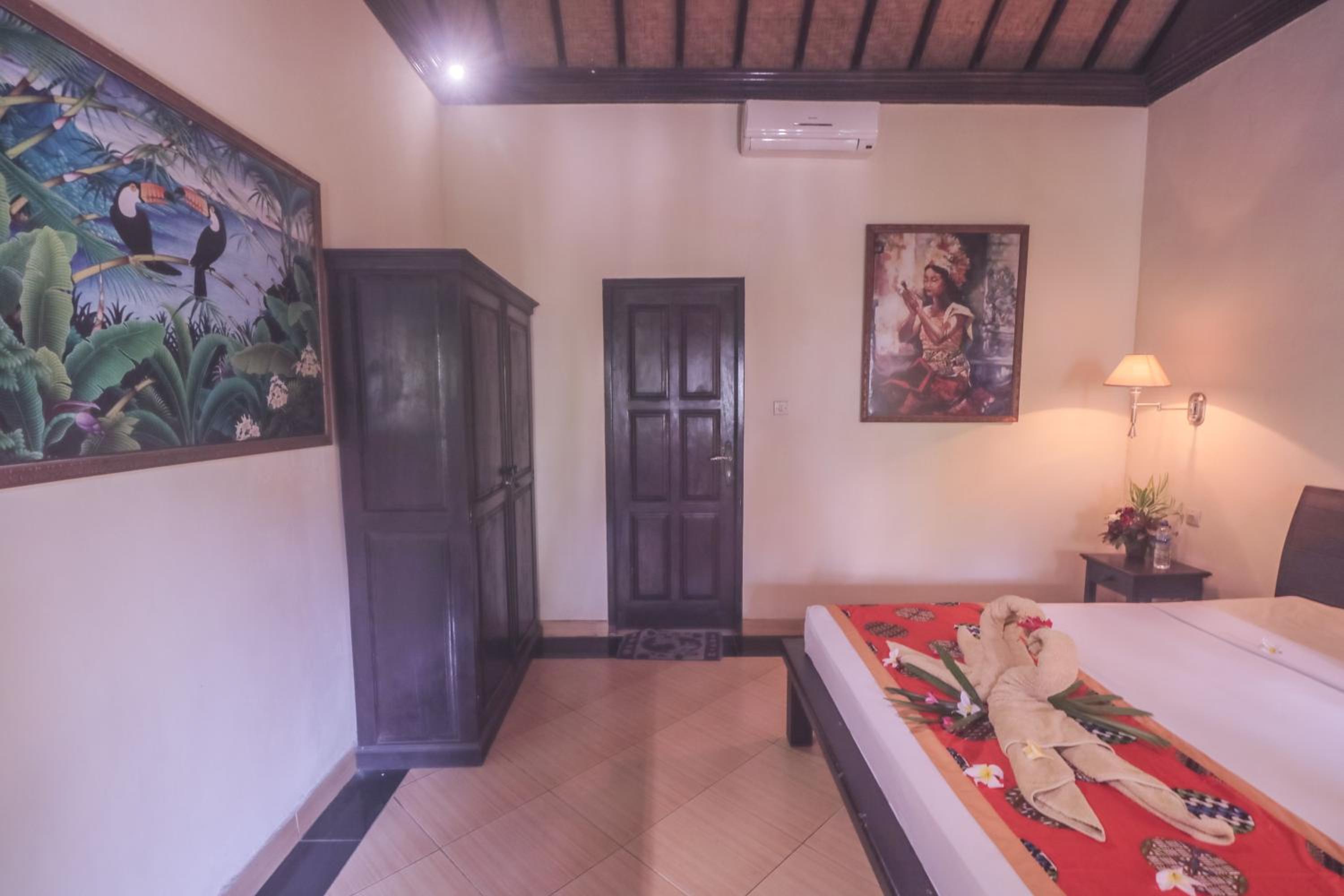 Standard Double or Twin Room - Photo 26