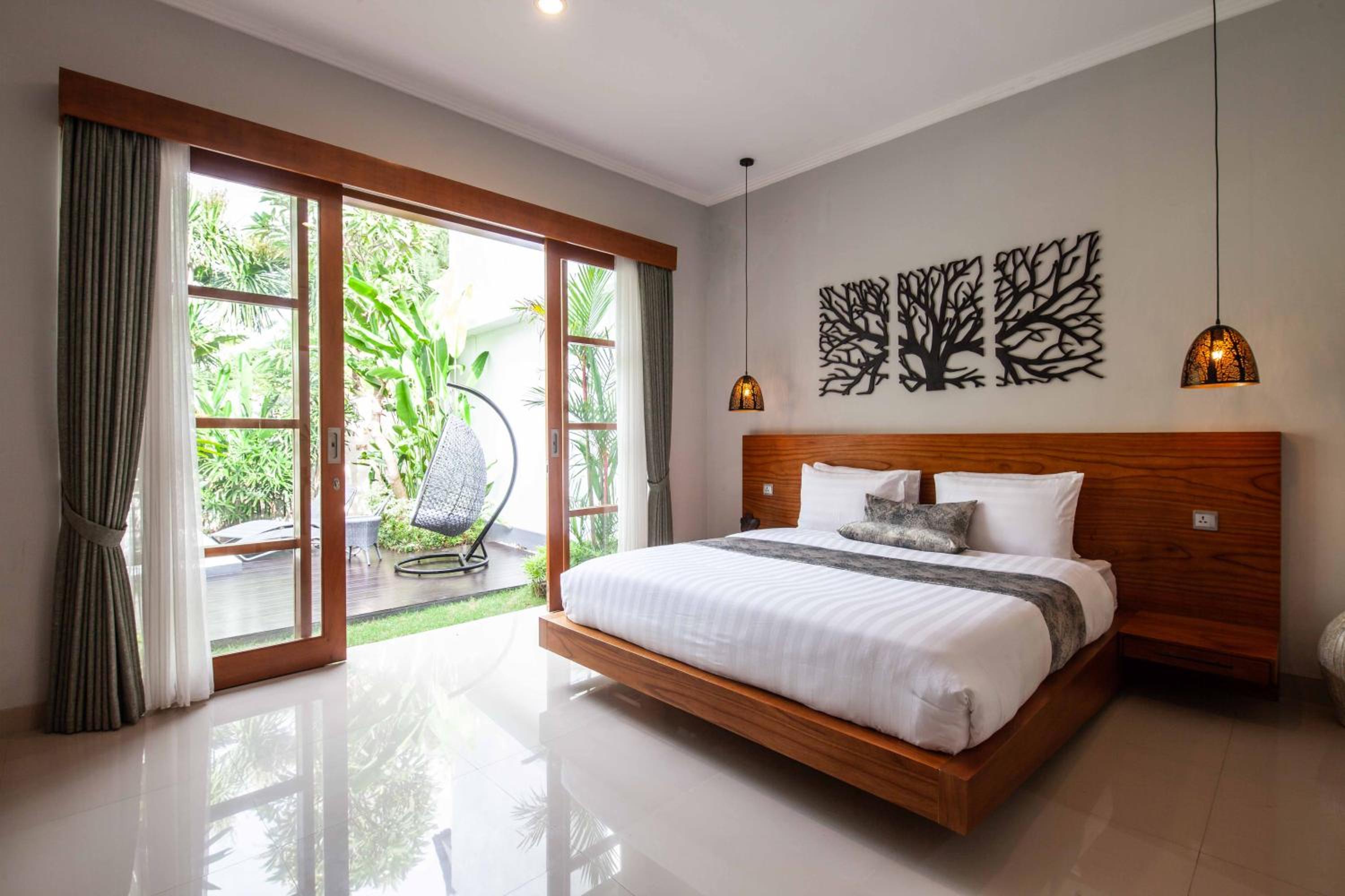 Two-Bedroom Villa - Photo 8