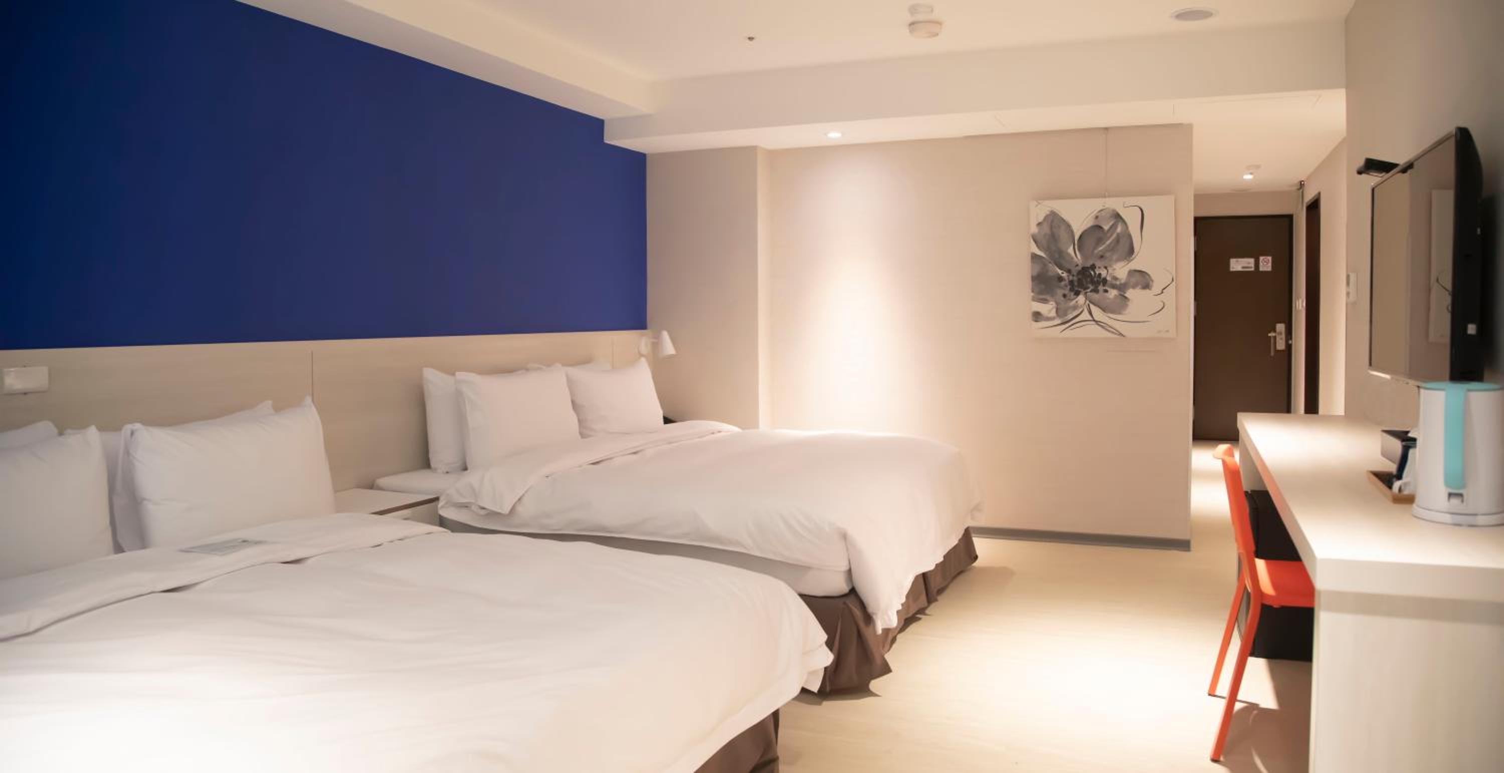 Deluxe Quadruple Room
