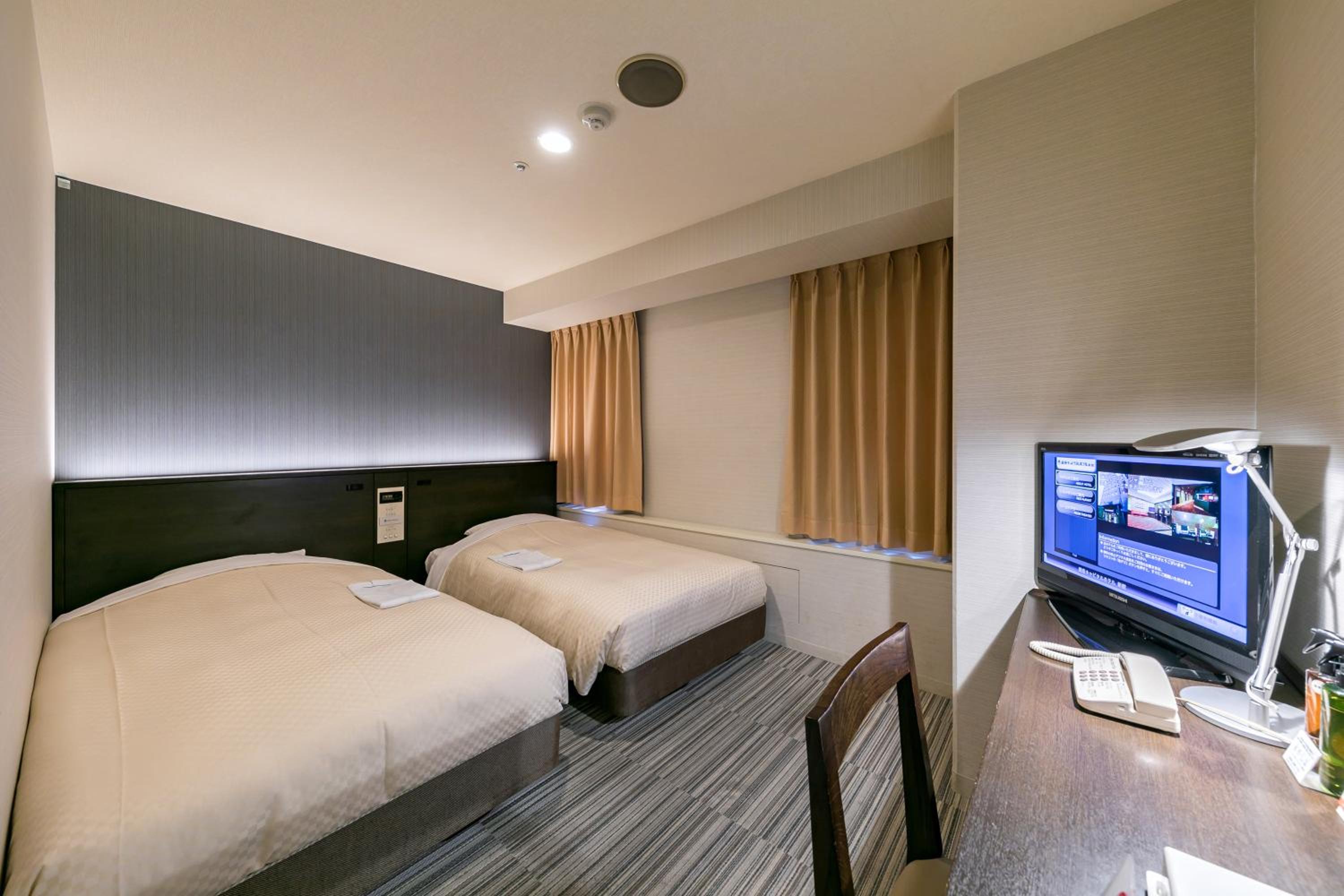 Superior Twin Room - Smoking photo 1