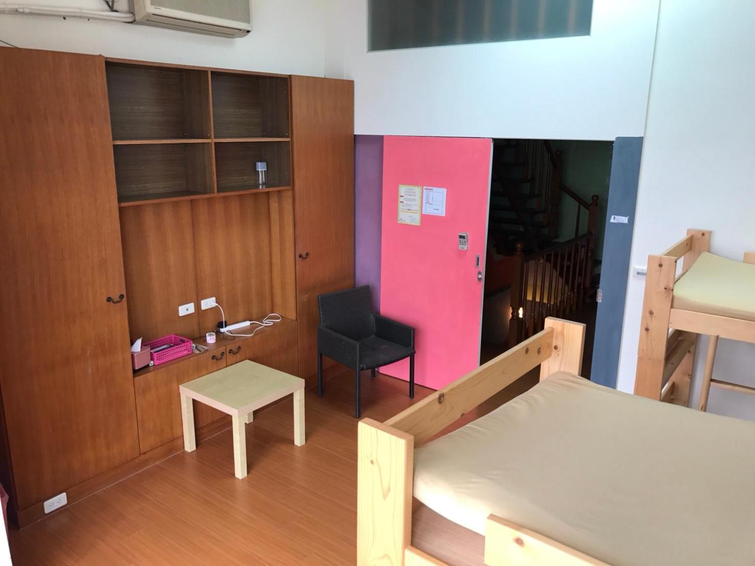 Bed in 4-Bed Female Dormitory Room photo 1
