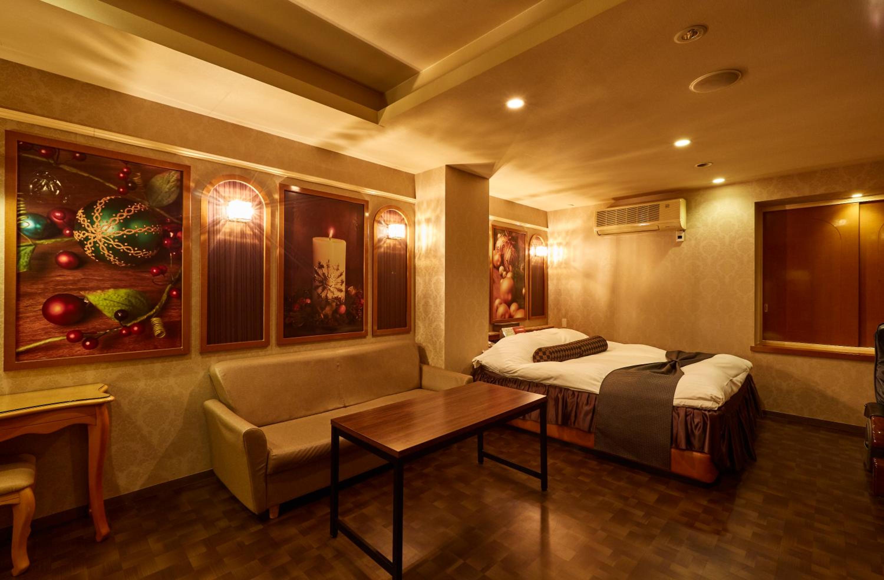 Standard King Room - Photo 1