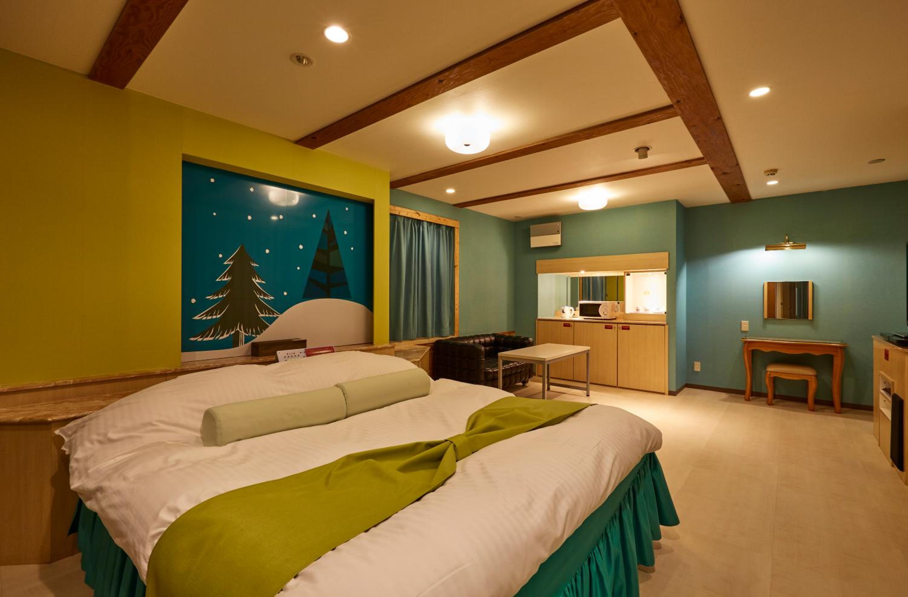 Superior King Room - Photo 6