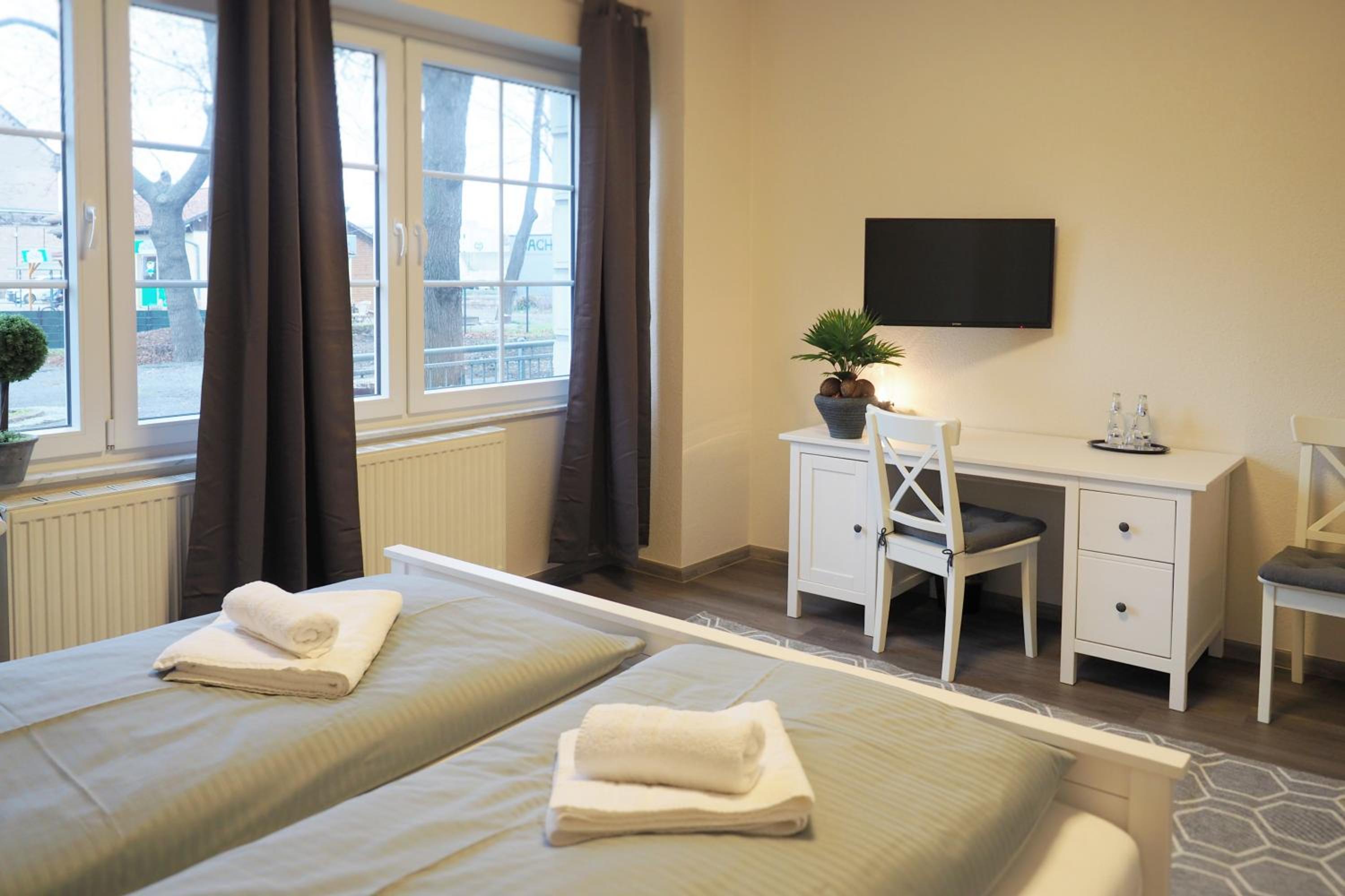 Double Room - Photo 2