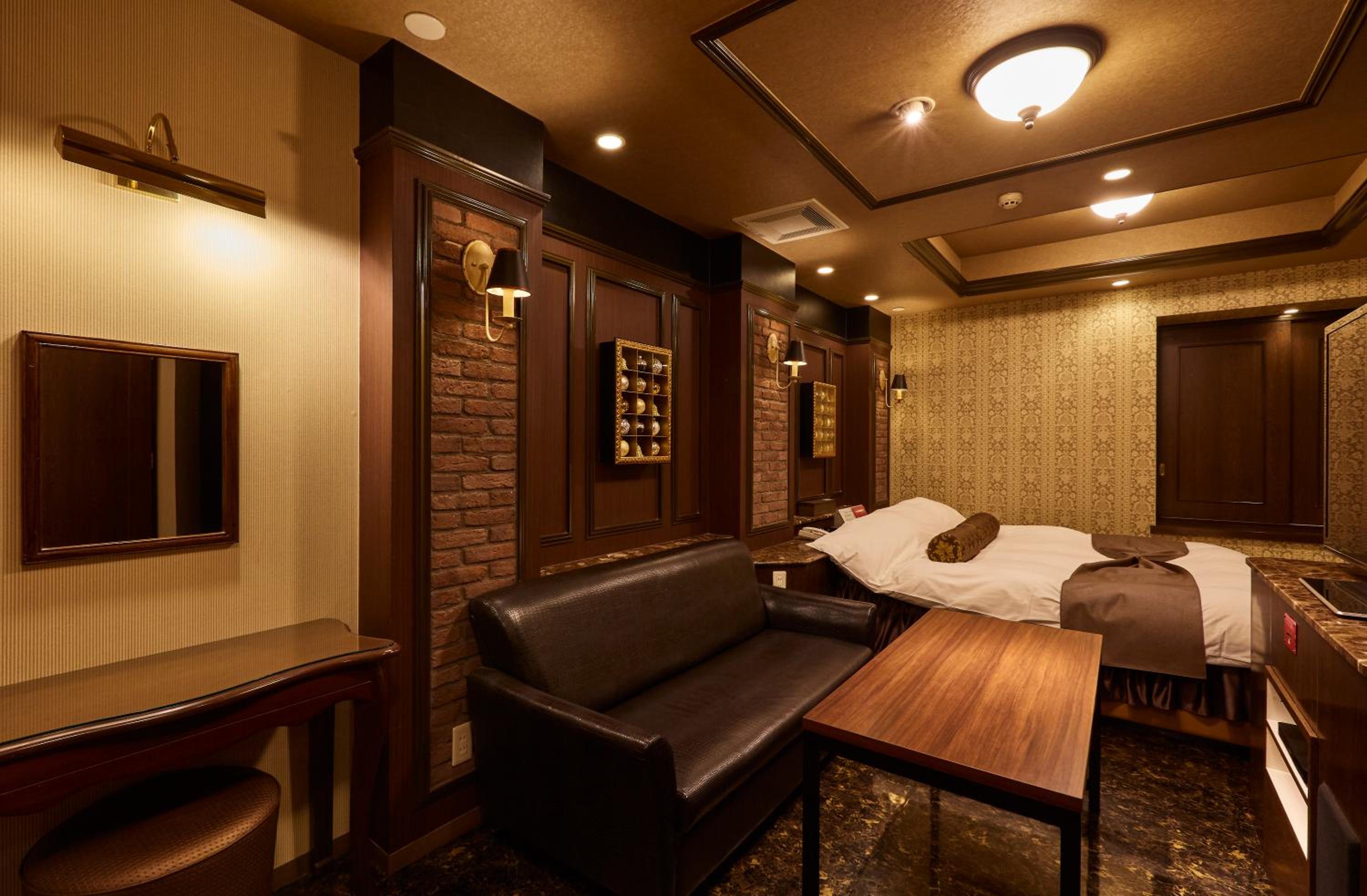 Deluxe Queen Room - Photo 3