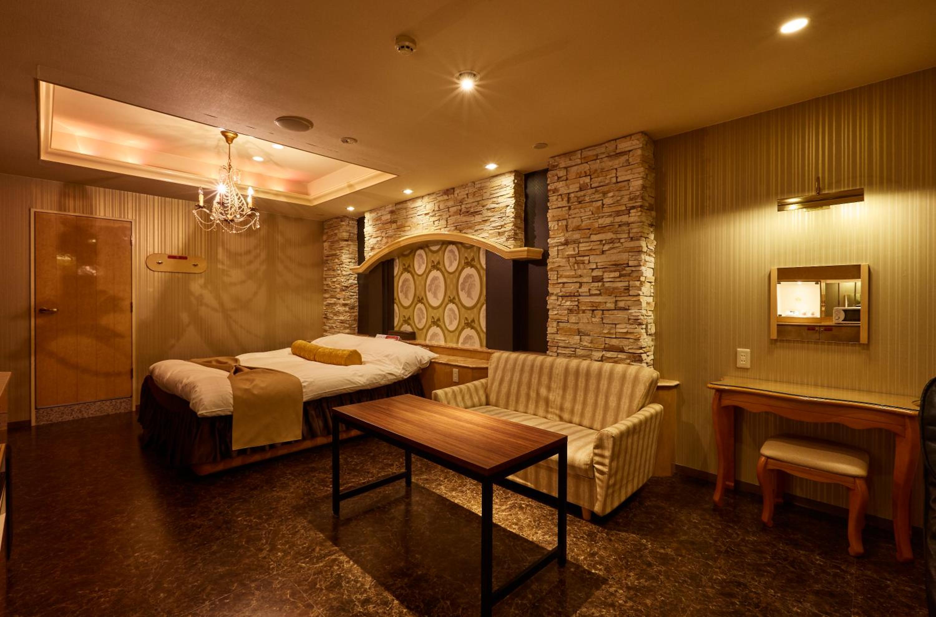 Superior King Room - Photo 3