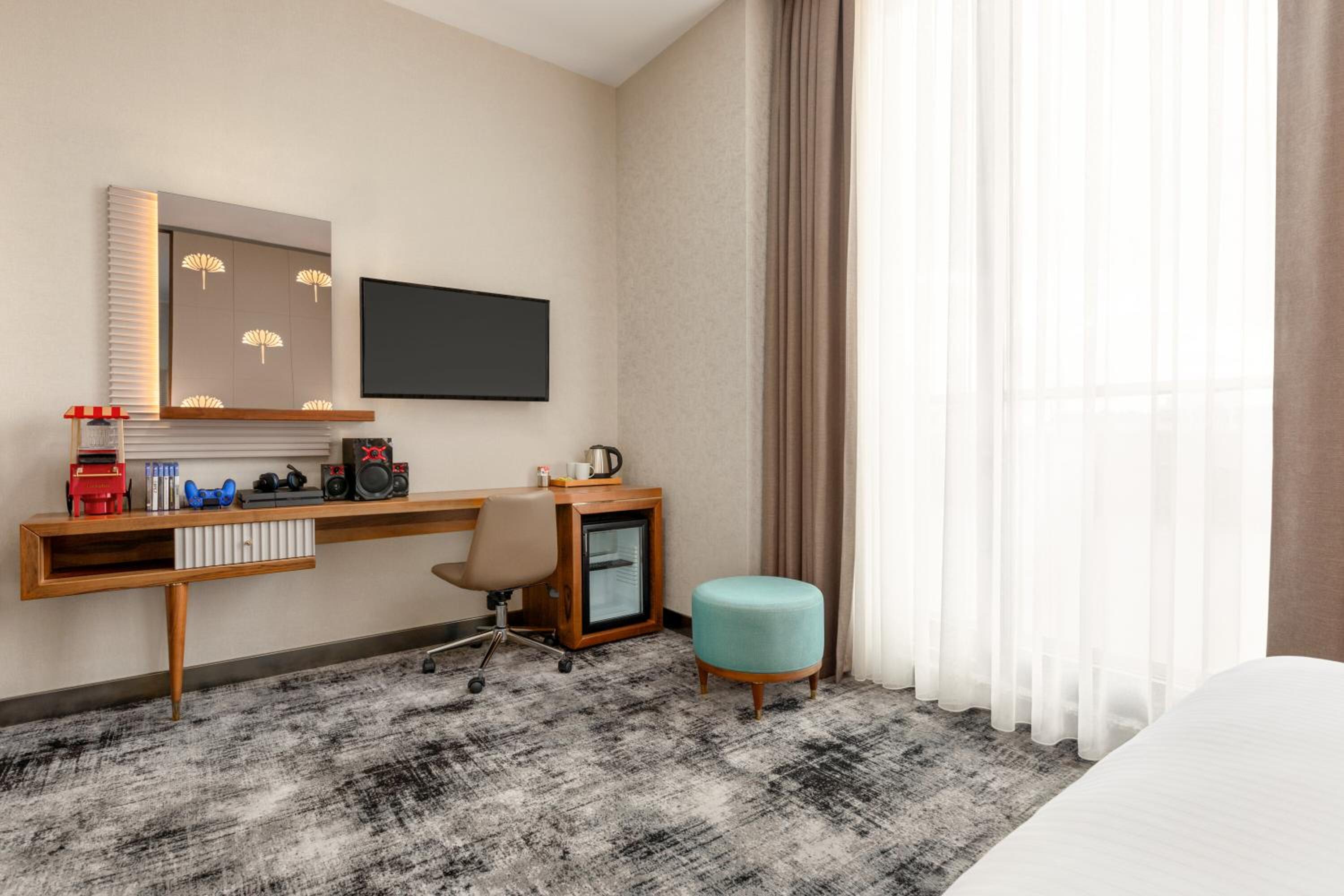 Media Double Room - Non-Smoking photo 3