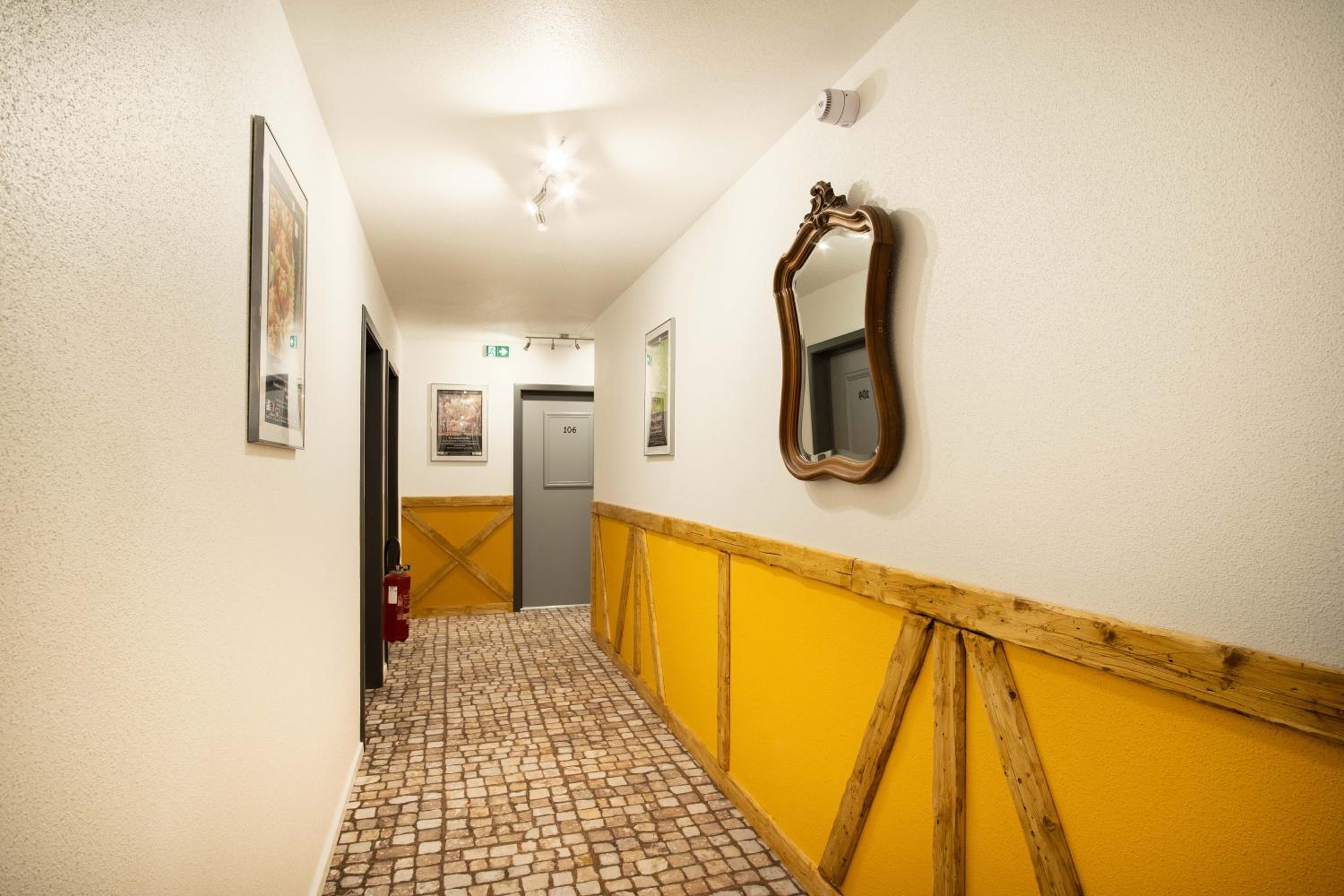 Standard  Room - Photo 2