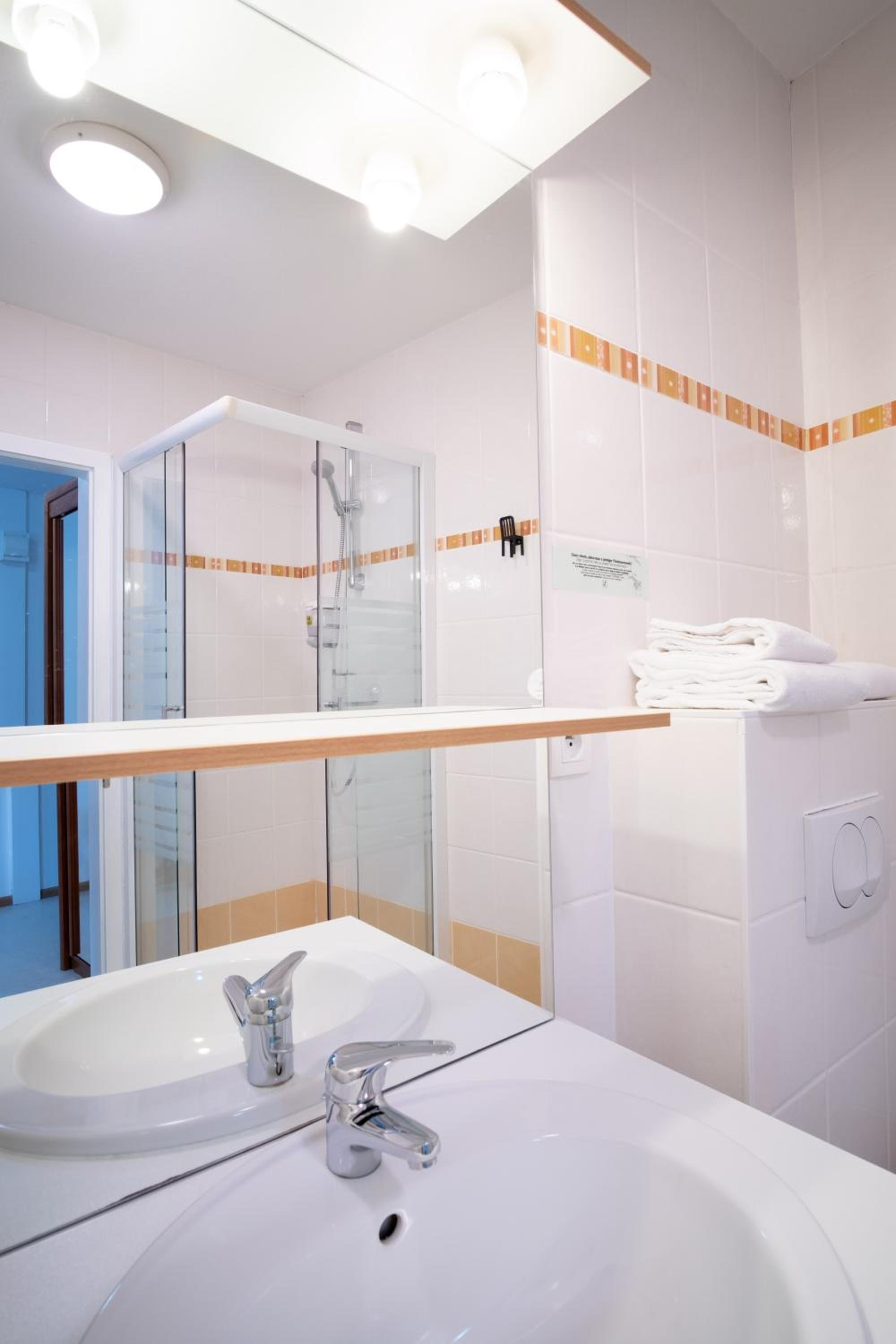 Standard  Room - Photo 3