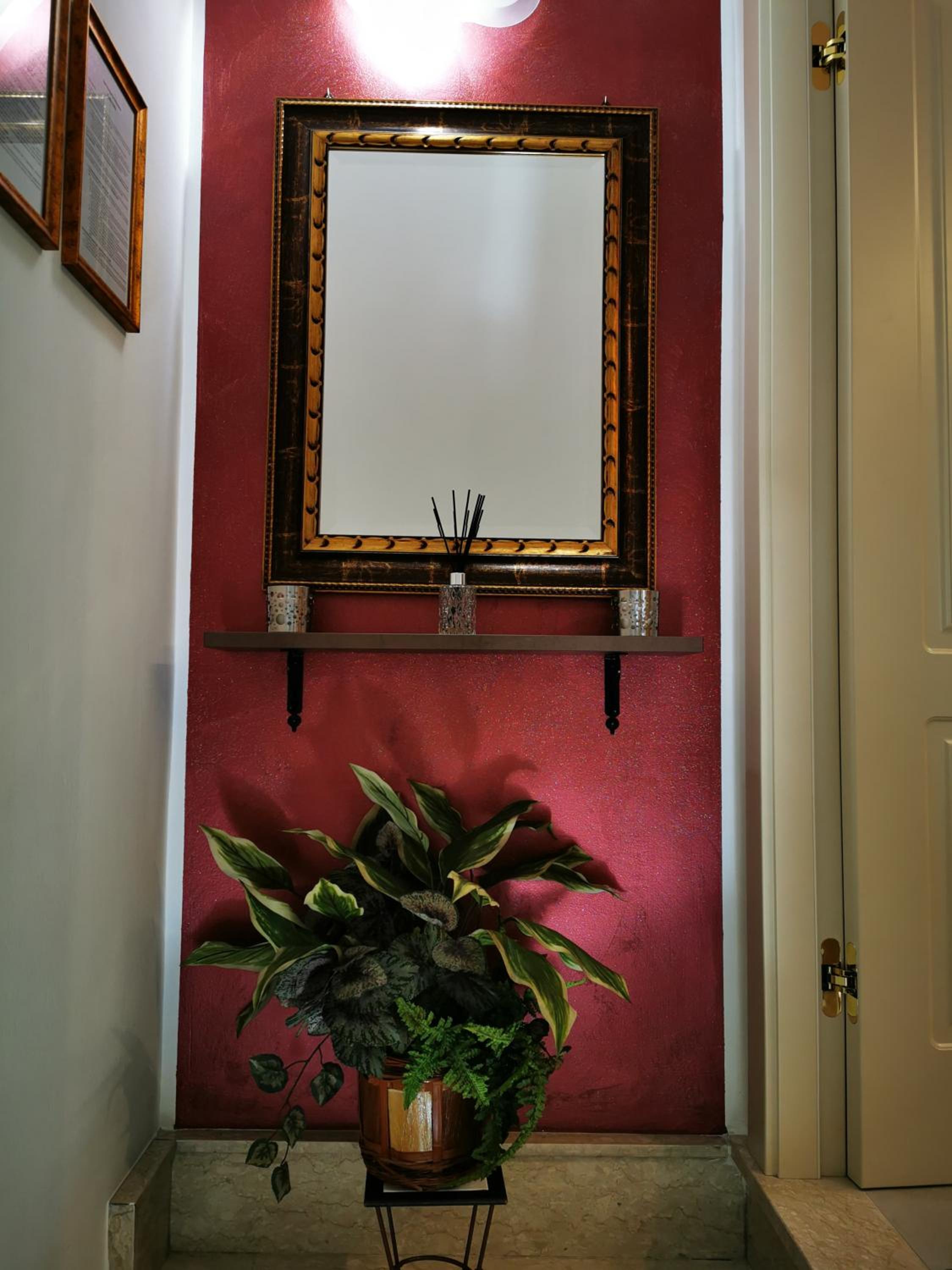 One-Bedroom Apartment - Photo 7