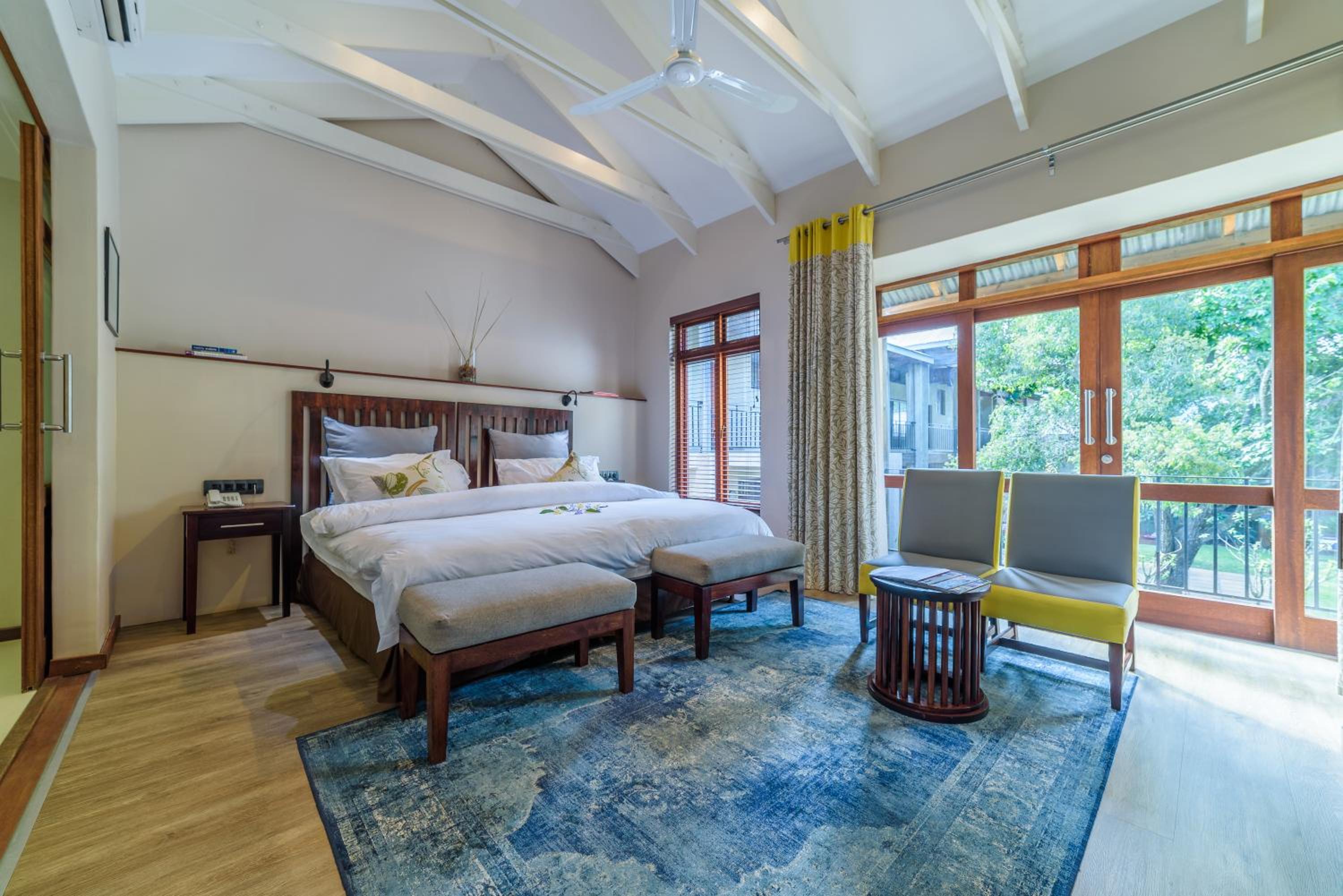 Deluxe Room - Photo 14
