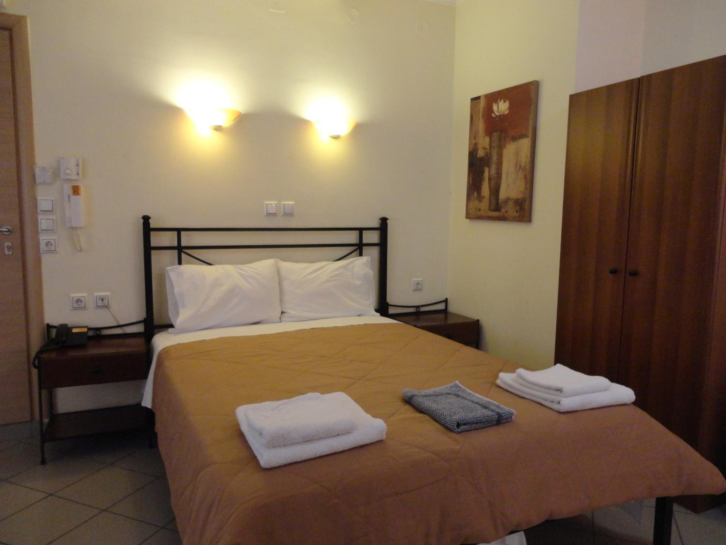 Deluxe Double or Twin Room with Balcony photo 2