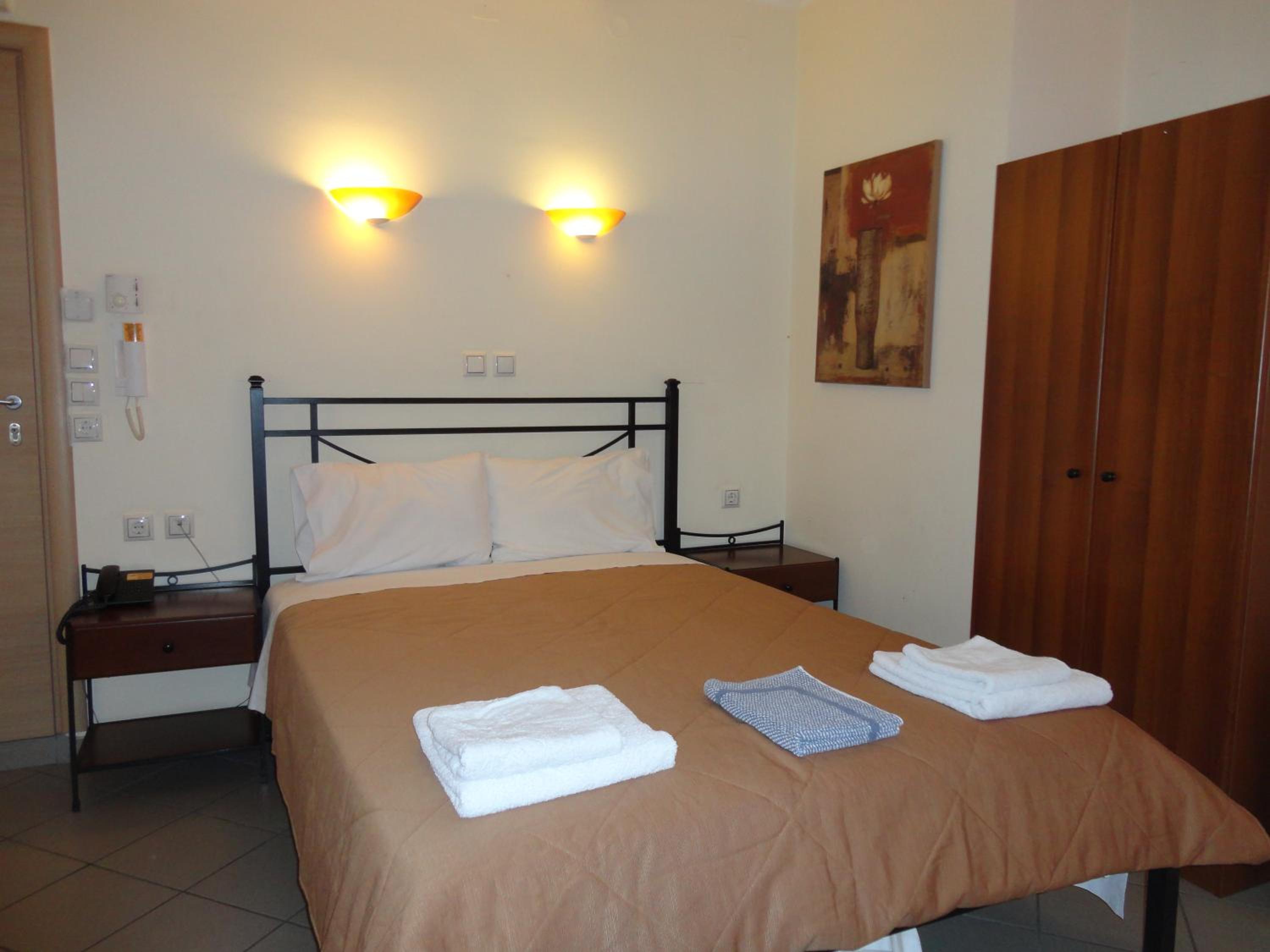 Deluxe Double or Twin Room with Balcony photo 3