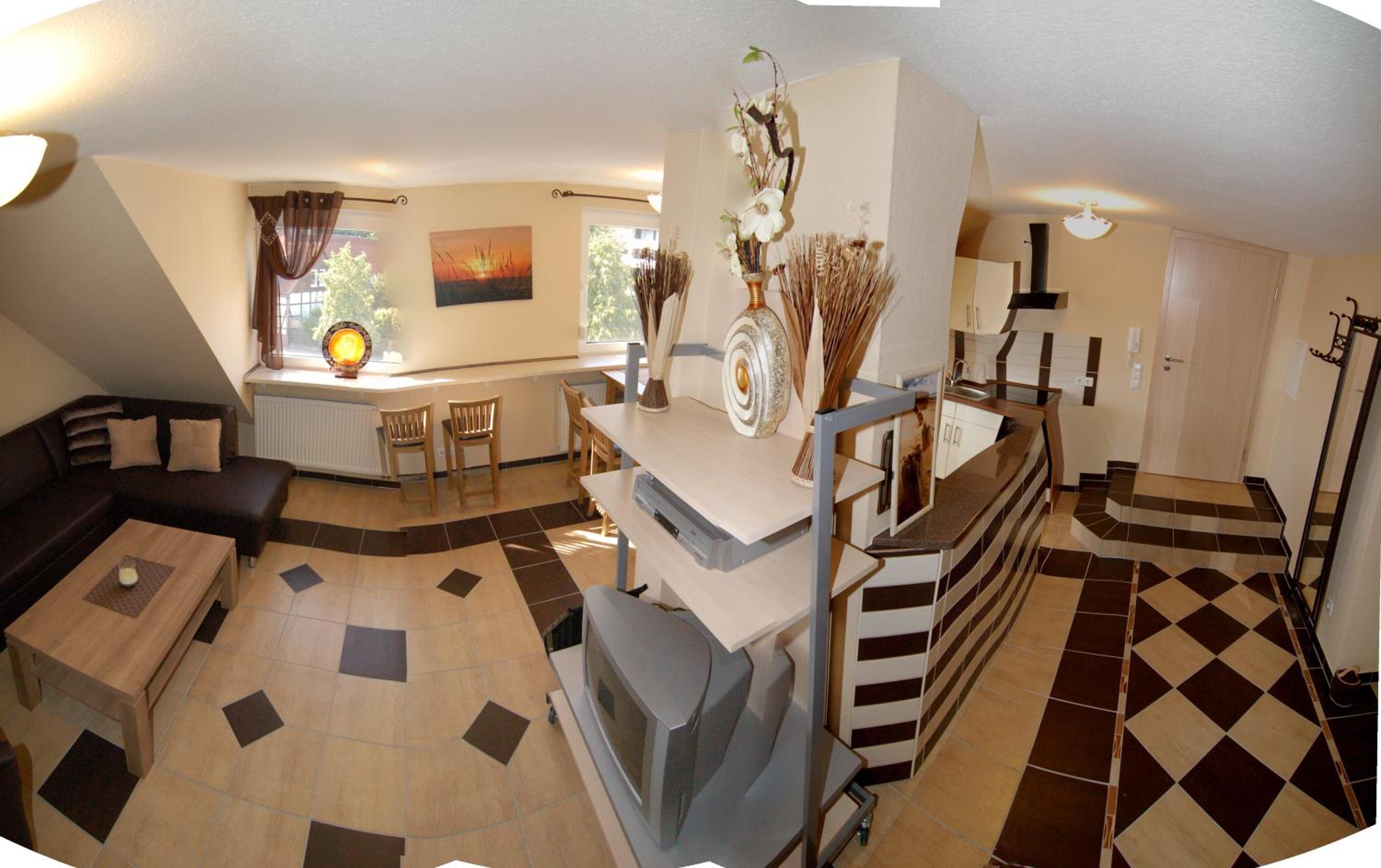 Apartment photo 2