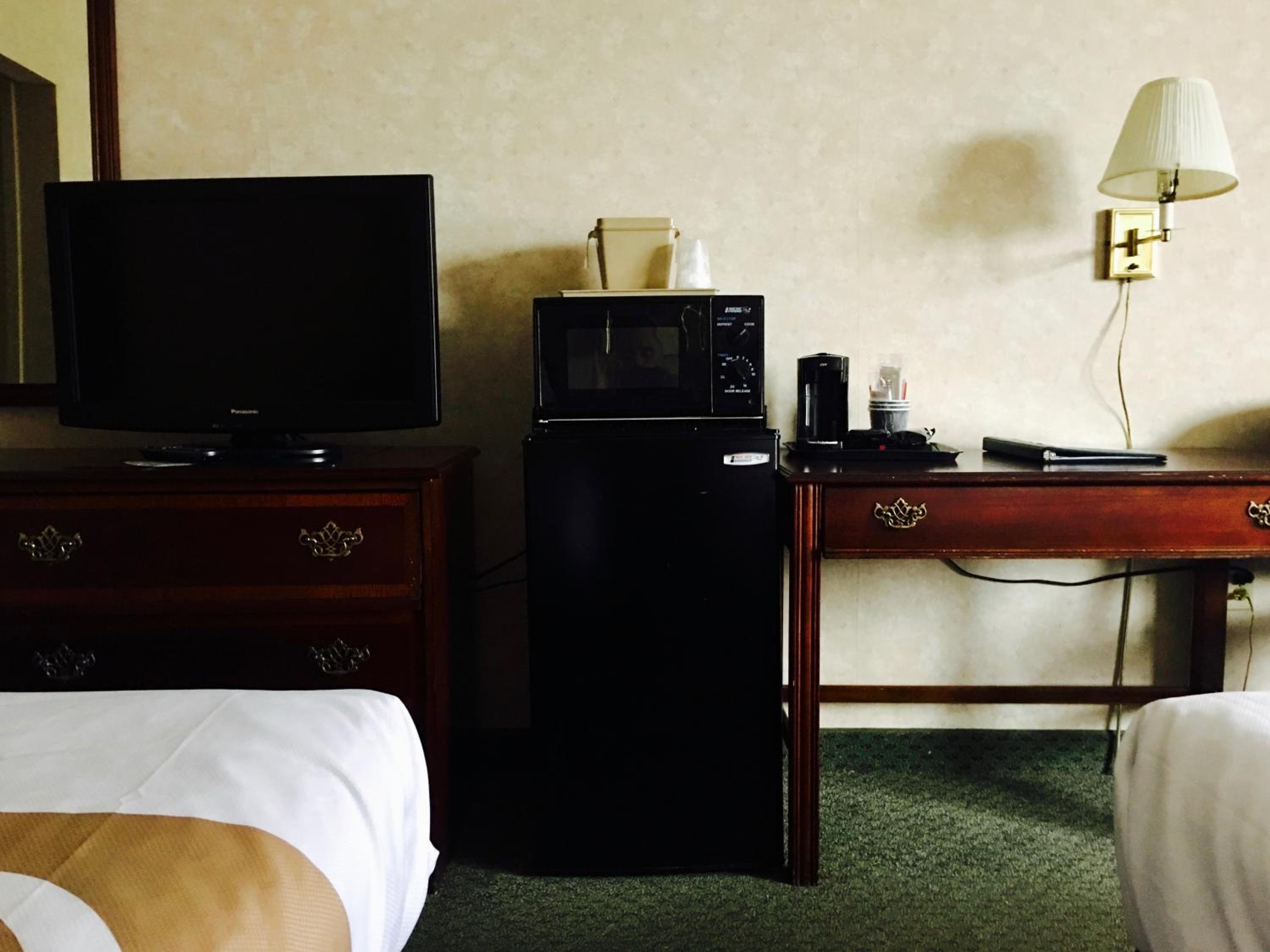 Queen Room - Accessible/Non-Smoking - Photo 1