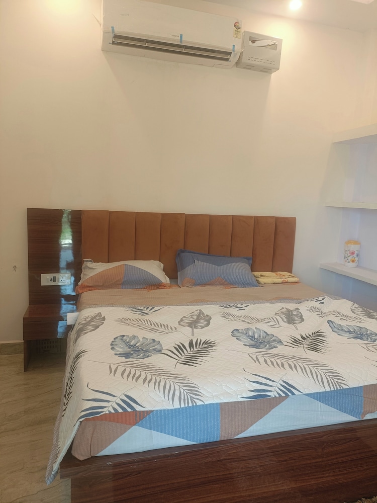 Deluxe Double Room, City View