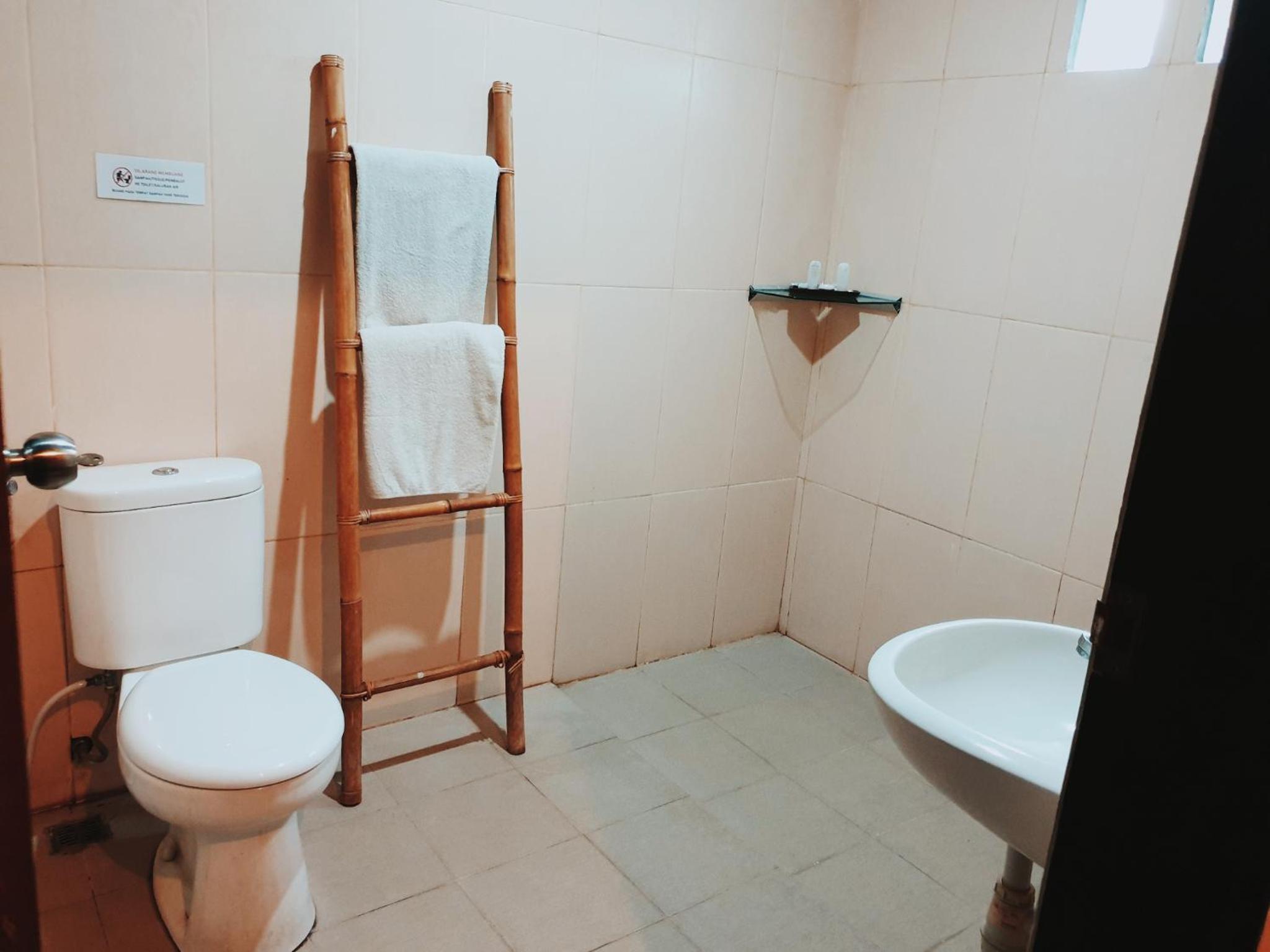 Deluxe Room - Photo 4