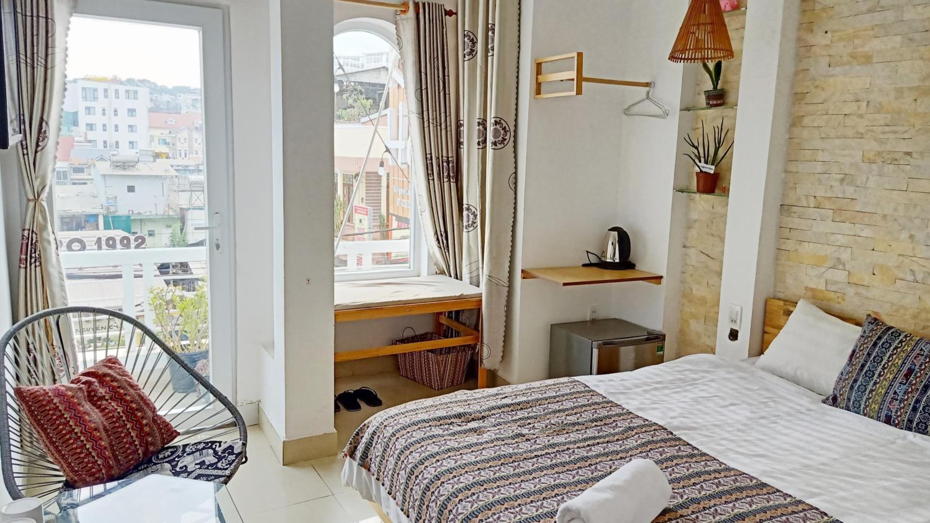 Double Room - Photo 7