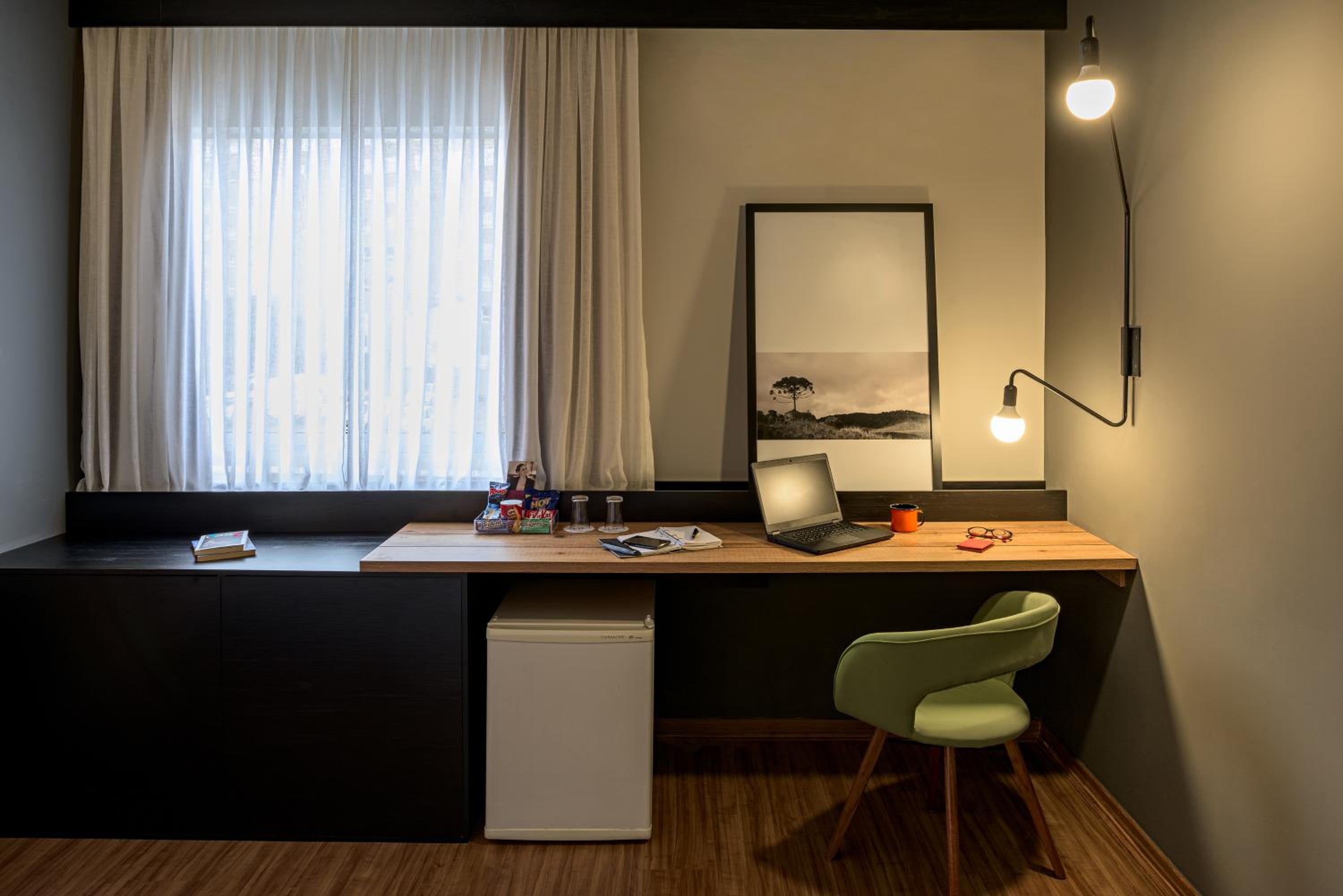 Executive Room - Photo 2
