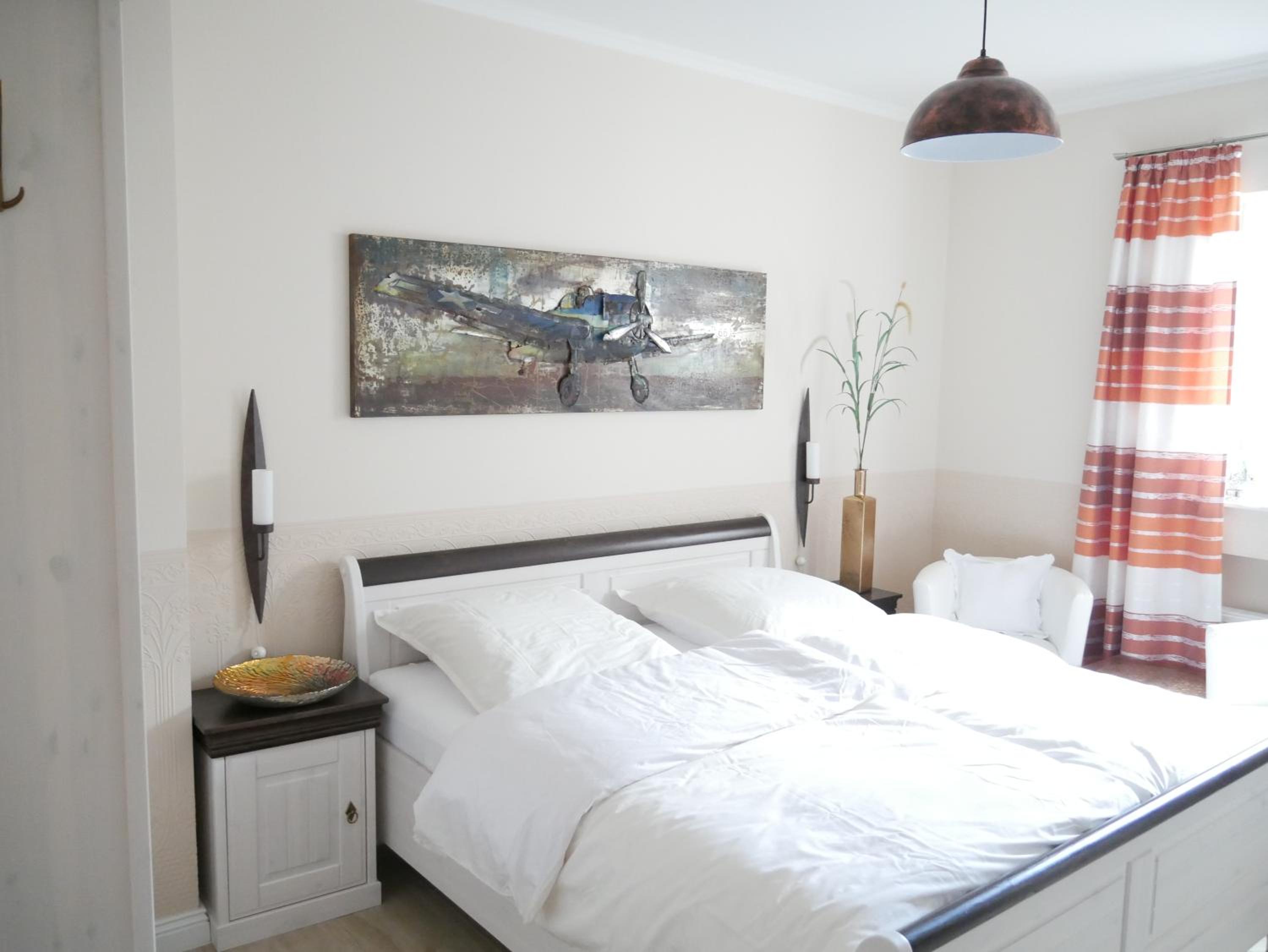Double Room with Private Bathroom - Photo 11