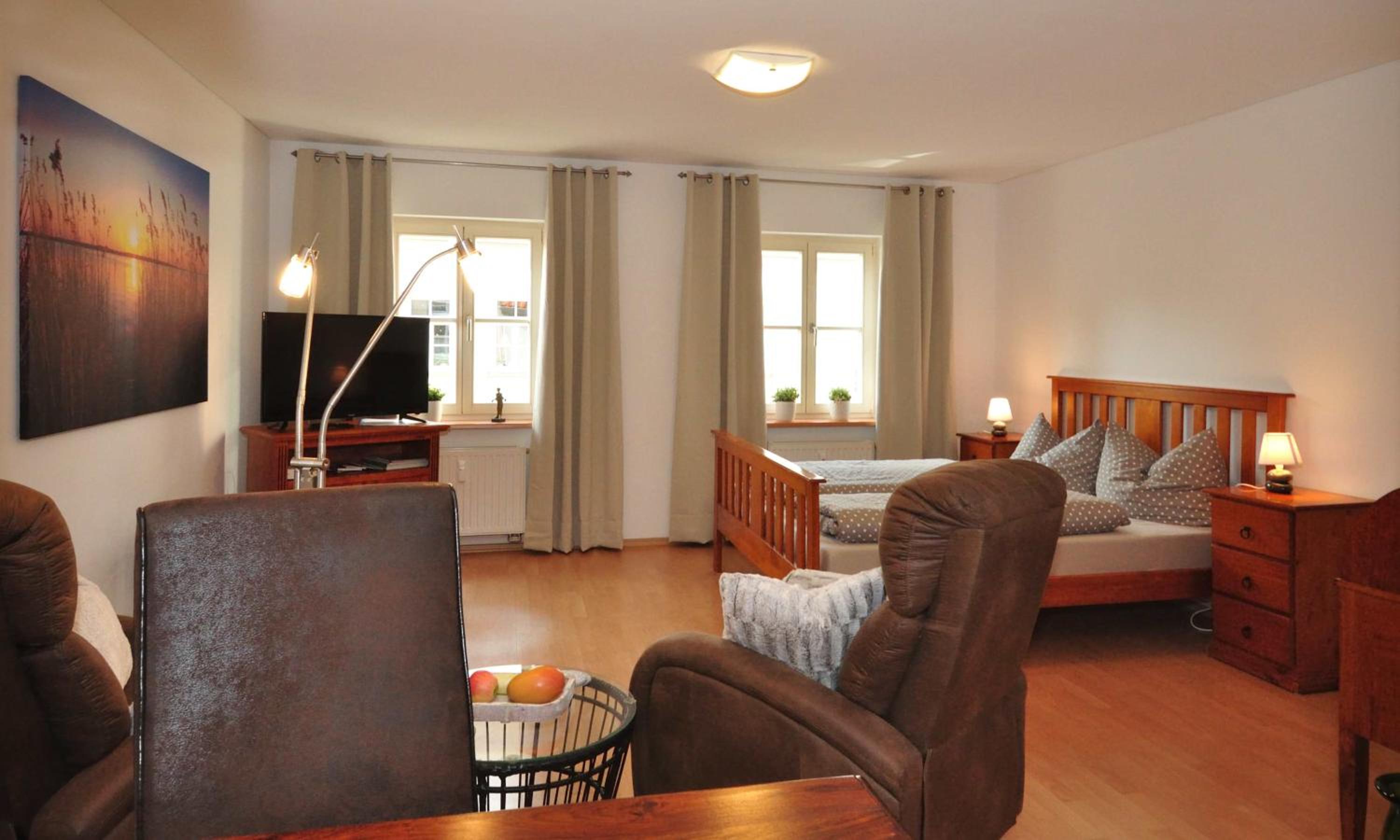 Apartment photo 2