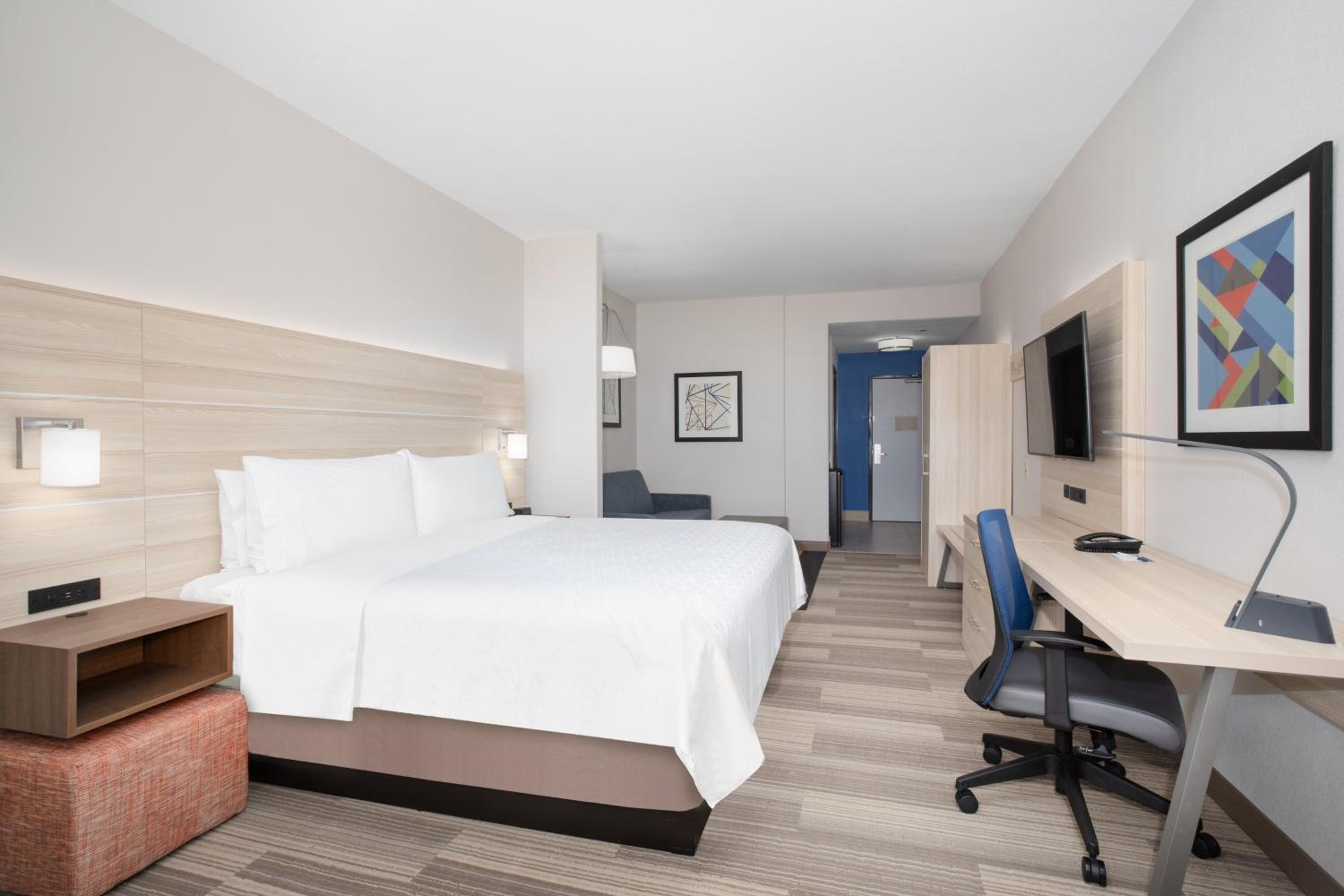 King Suite - Photo 1