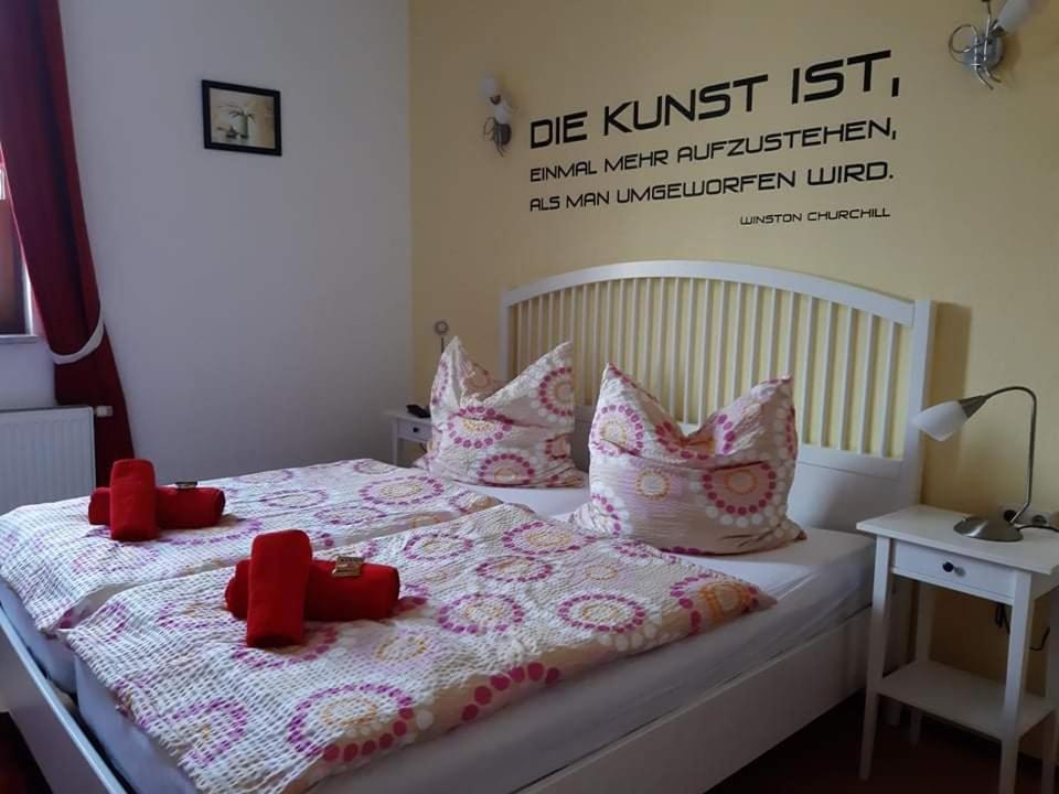 Double or Twin Room - Photo 7