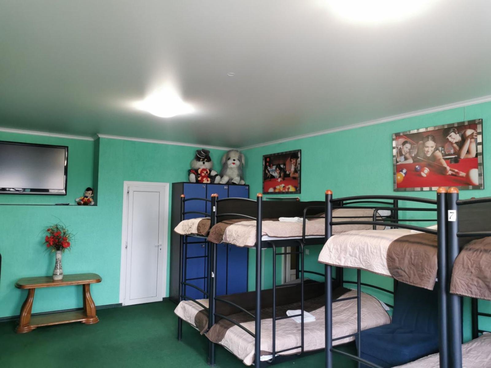 Bunk Bed in Mixed Dormitory Room
