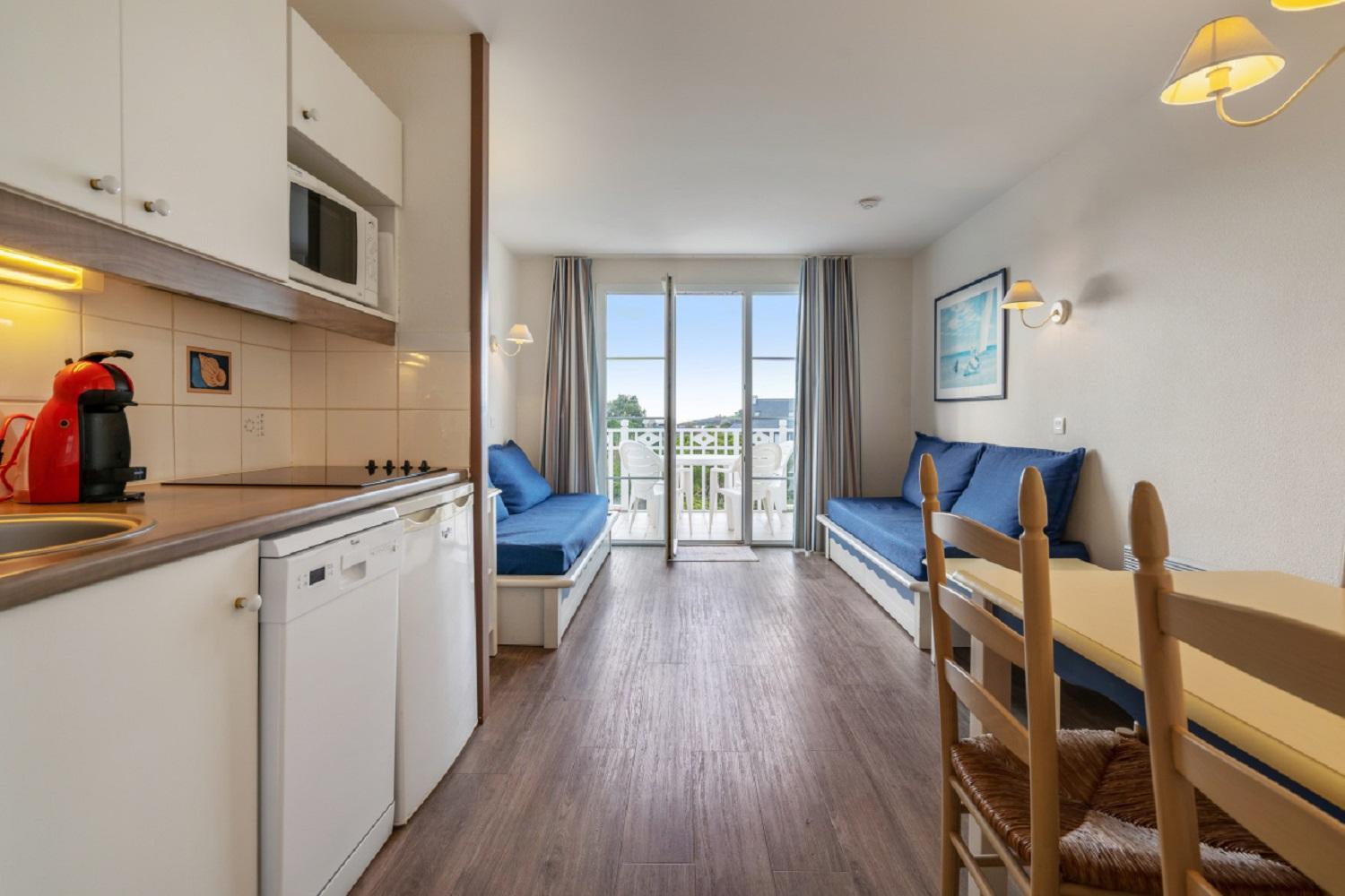 Comfort One-Bedroom Apartment (5 People) photo 1