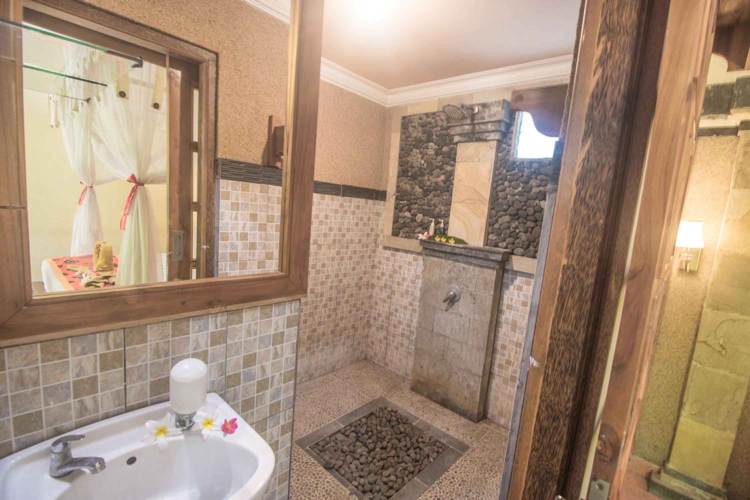 Superior Double or Twin Room - Photo 11