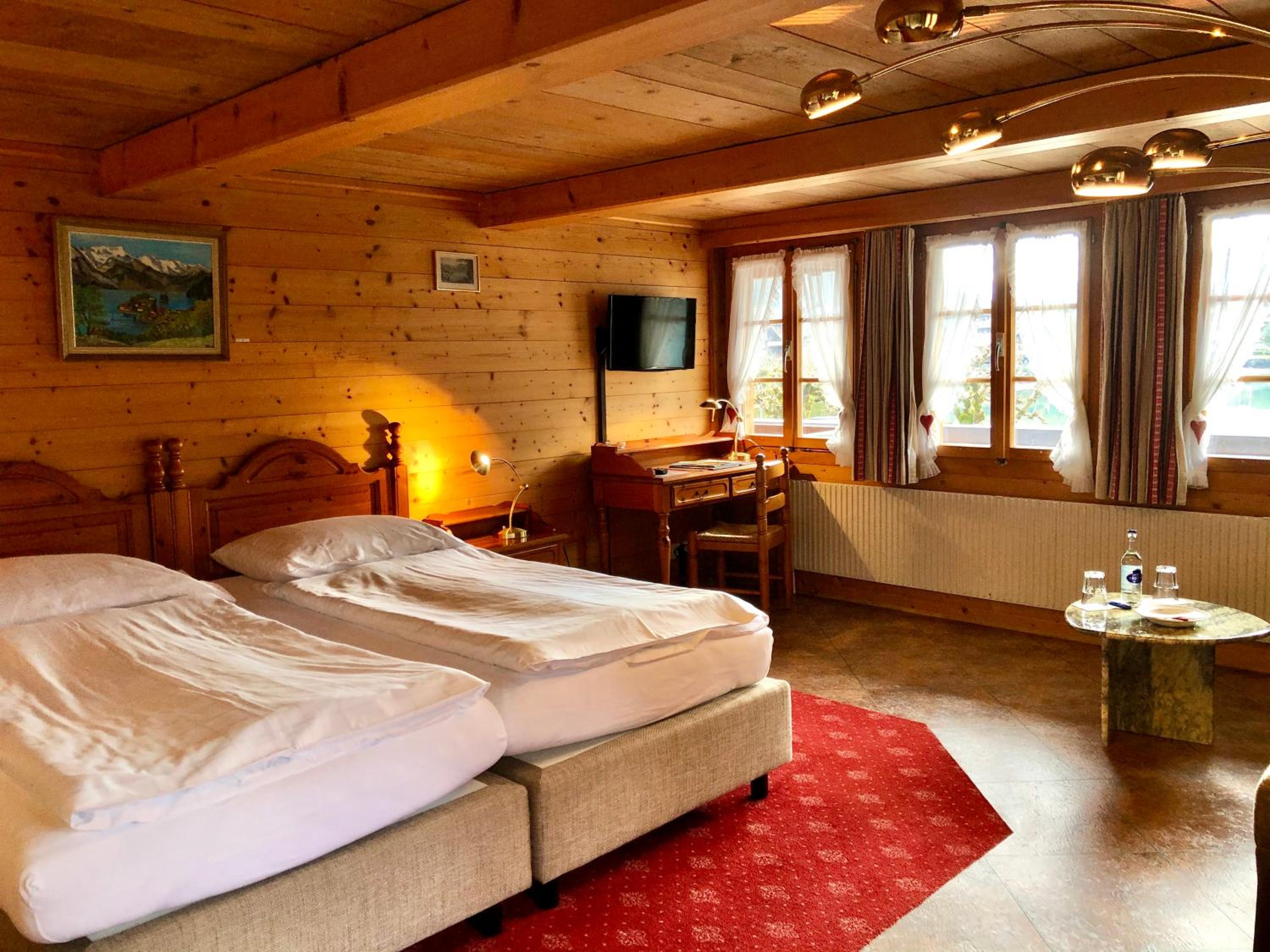 Standard Double Room with Lake View