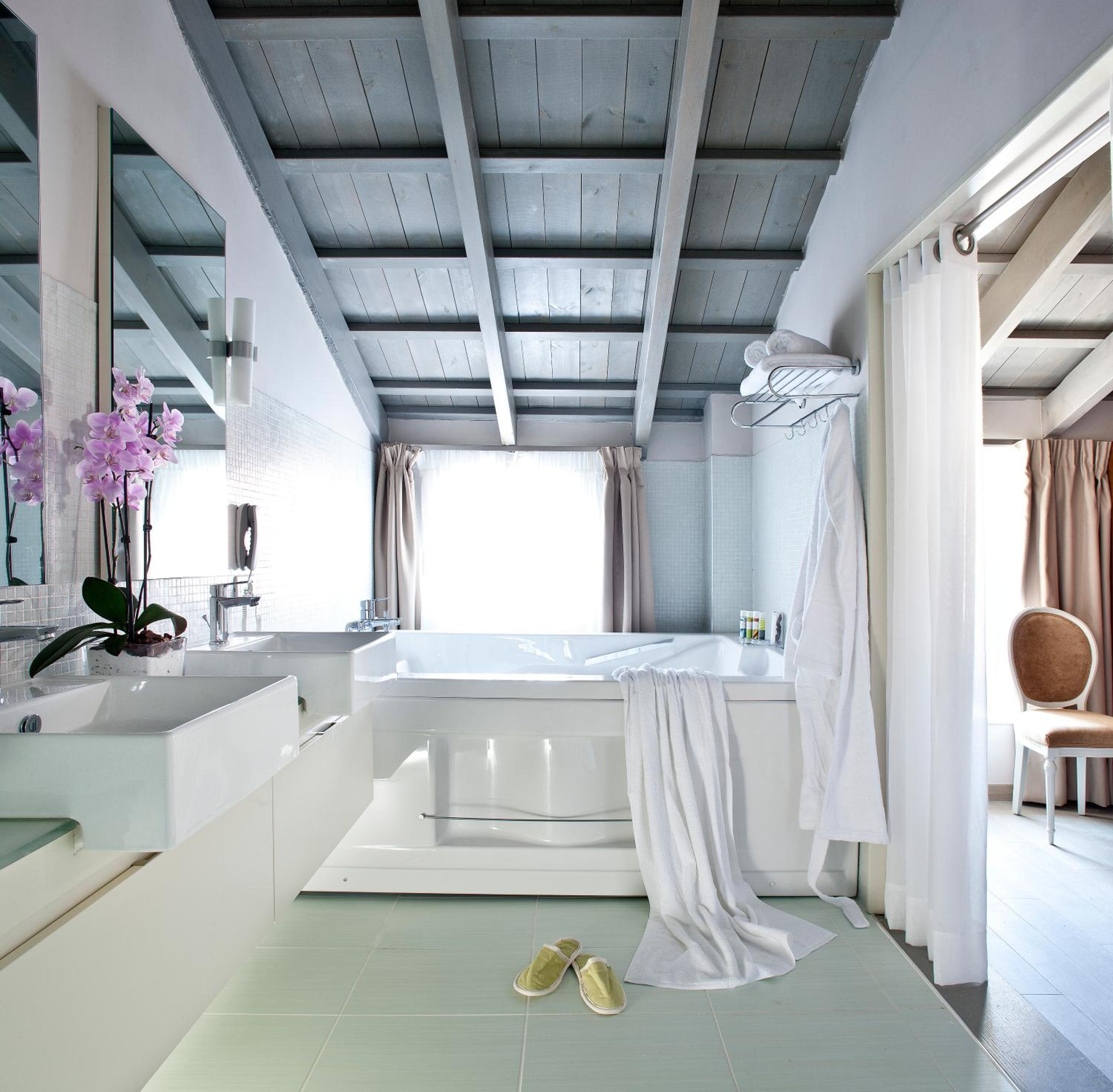 Luxury Suite (Estate)