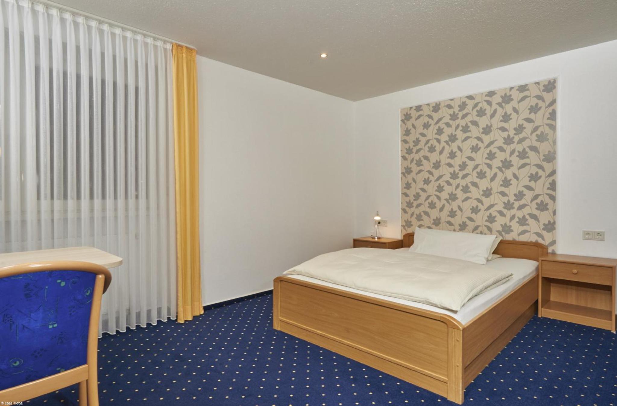 Single Room photo 2