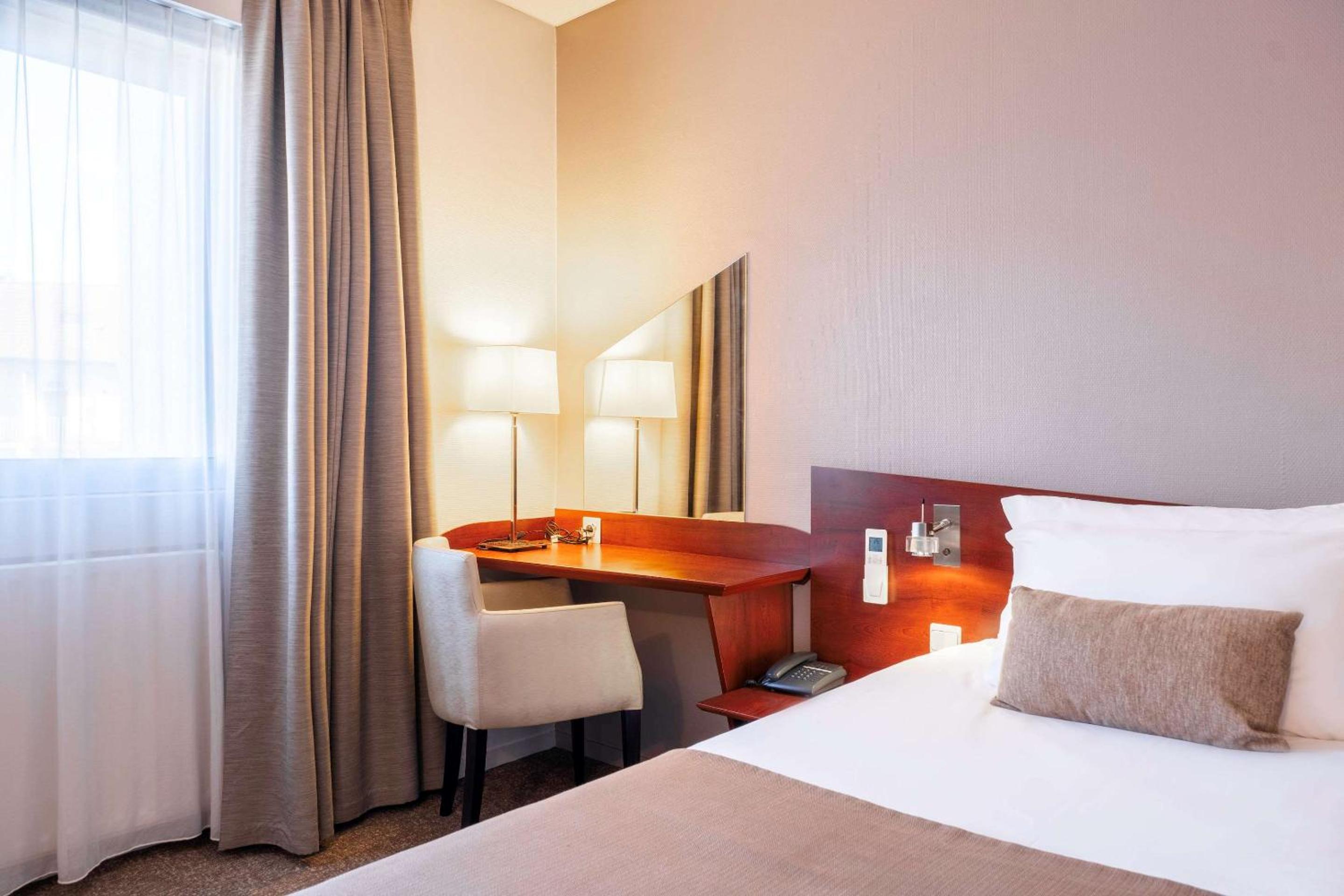 Double Room - Photo 10