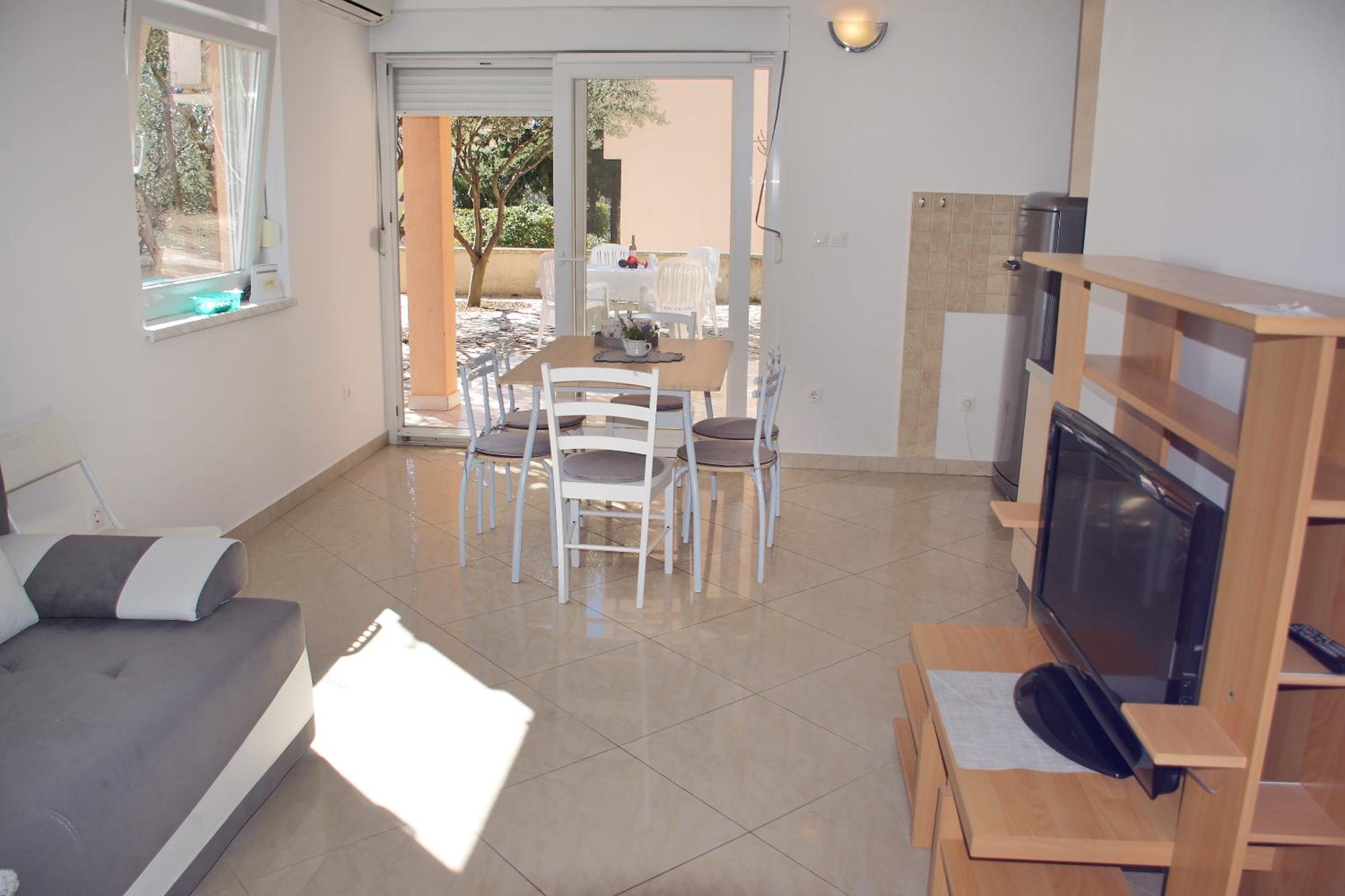 Two-Bedroom Apartment - Photo 8